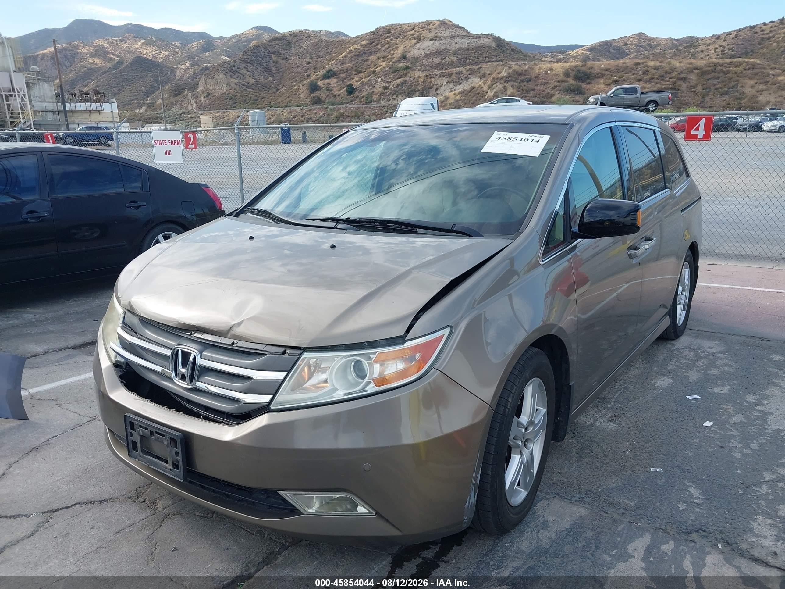 2012 Honda Odyssey Touring/touring Elite Gray vin: 5FNRL5H90CB092439