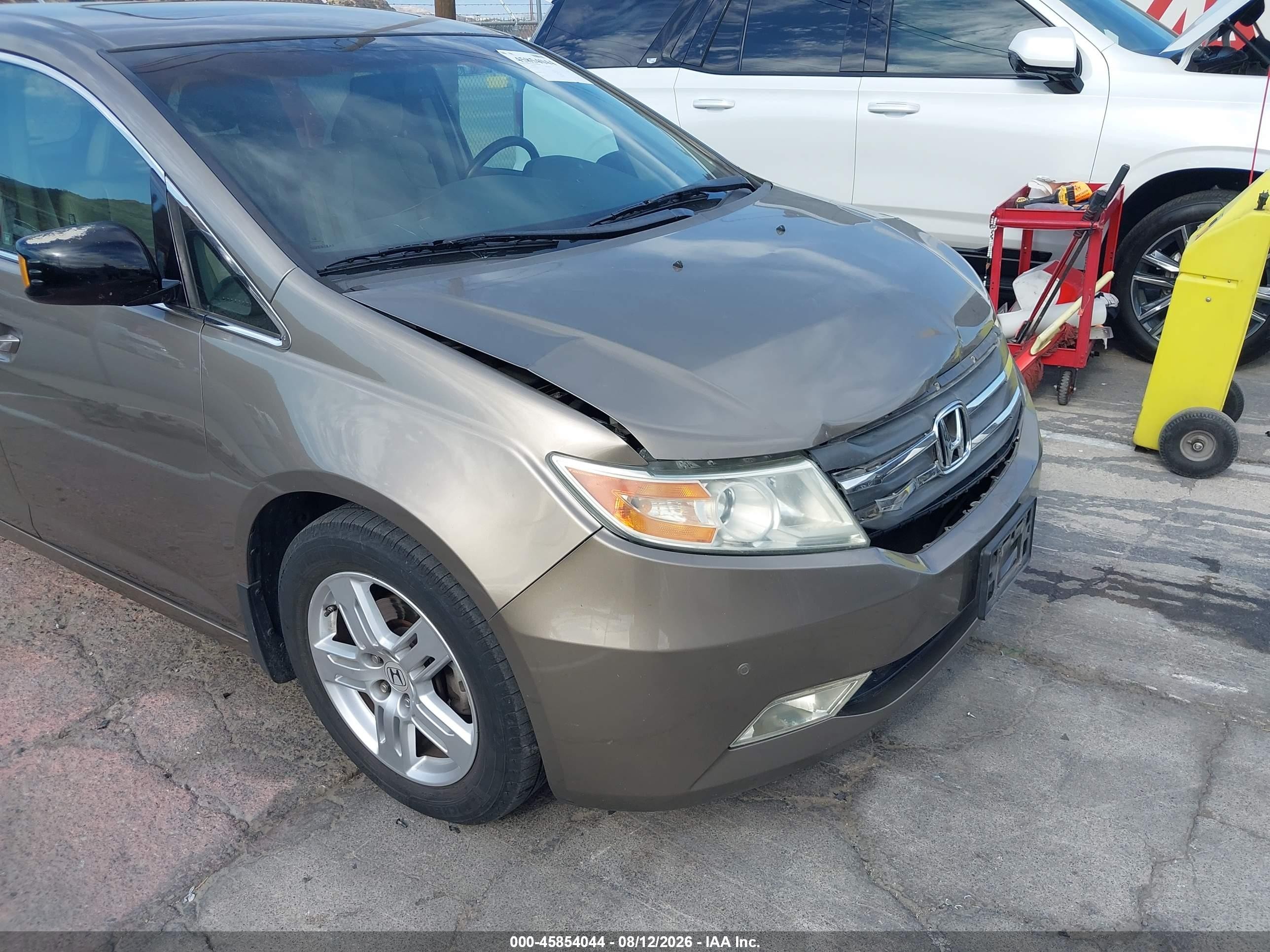 2012 Honda Odyssey Touring/touring Elite Gray vin: 5FNRL5H90CB092439