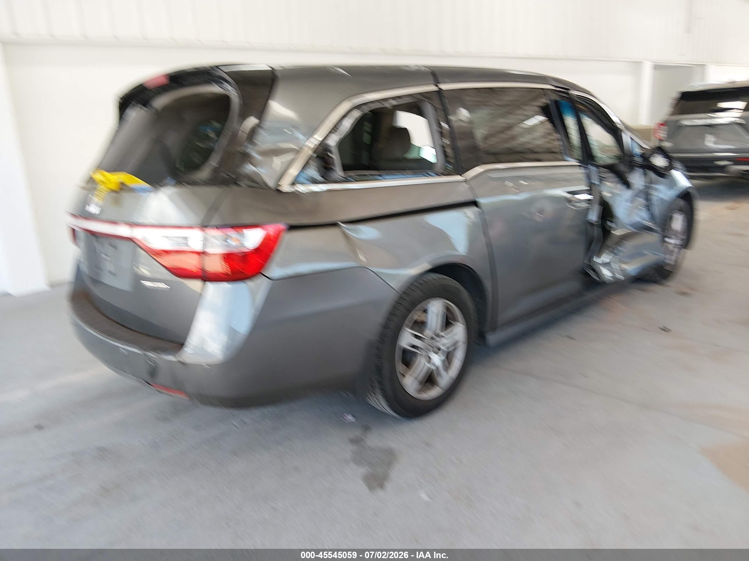 2012 Honda Odyssey Touring/touring Elite Gray vin: 5FNRL5H90CB128534