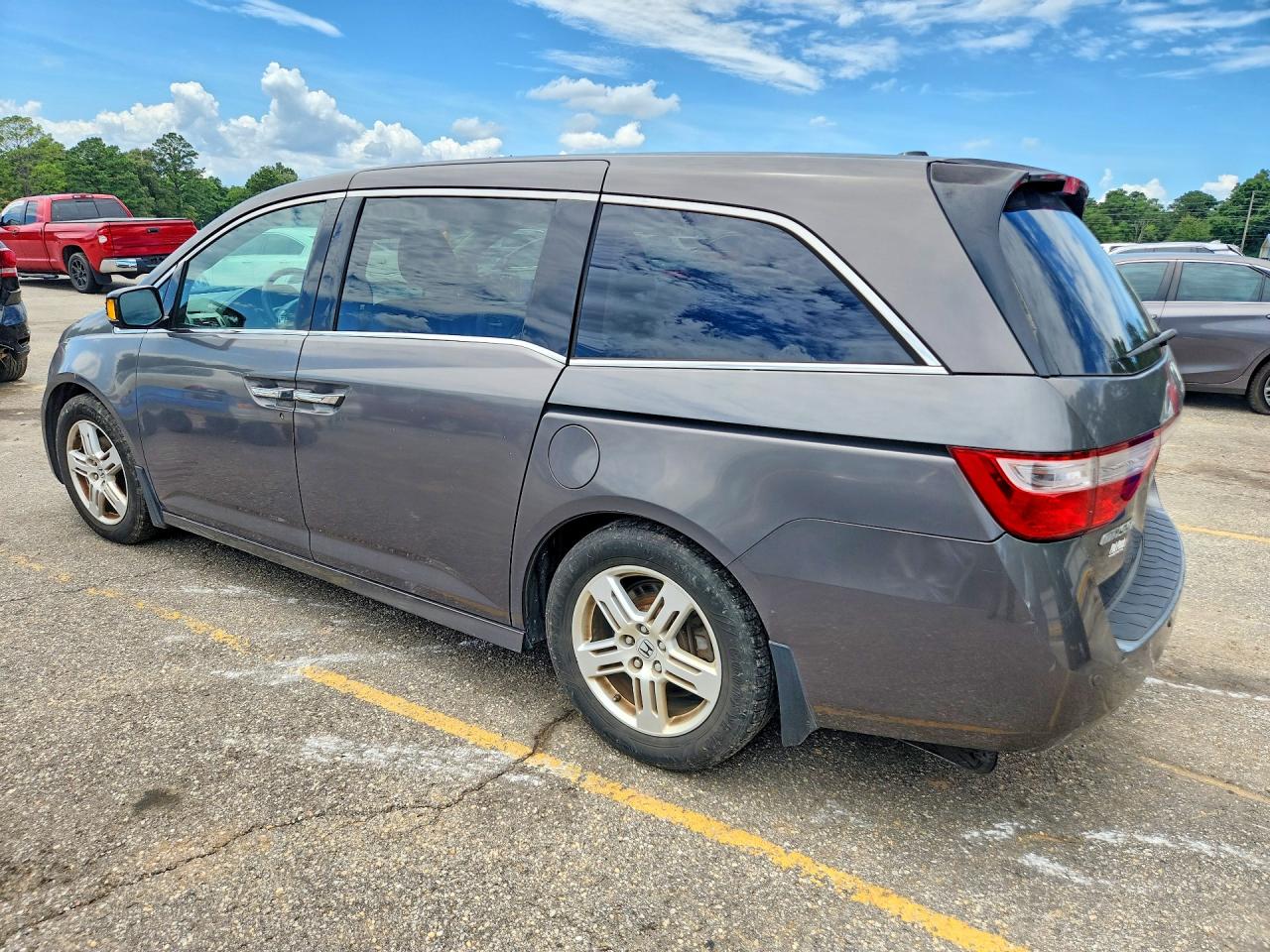 2012 Honda Odyssey Touring Gray vin: 5FNRL5H90CB134835