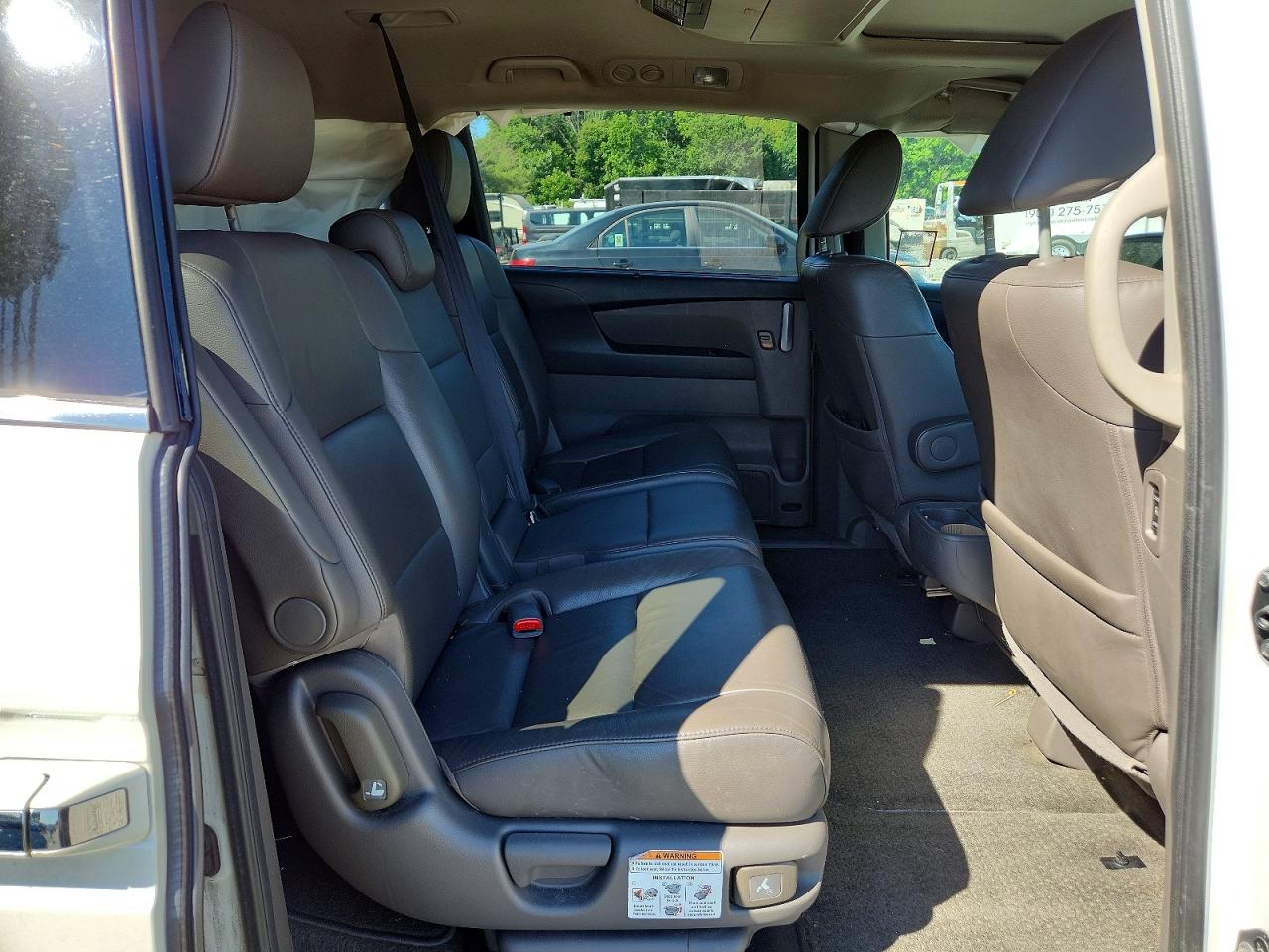 2012 Honda Odyssey Touring Белый vin: 5FNRL5H90CB143292