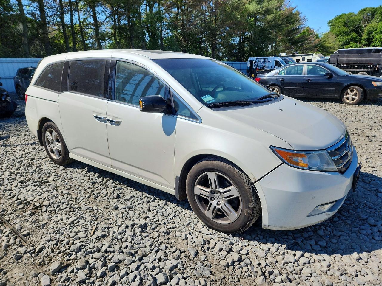 2012 Honda Odyssey Touring Белый vin: 5FNRL5H90CB143292