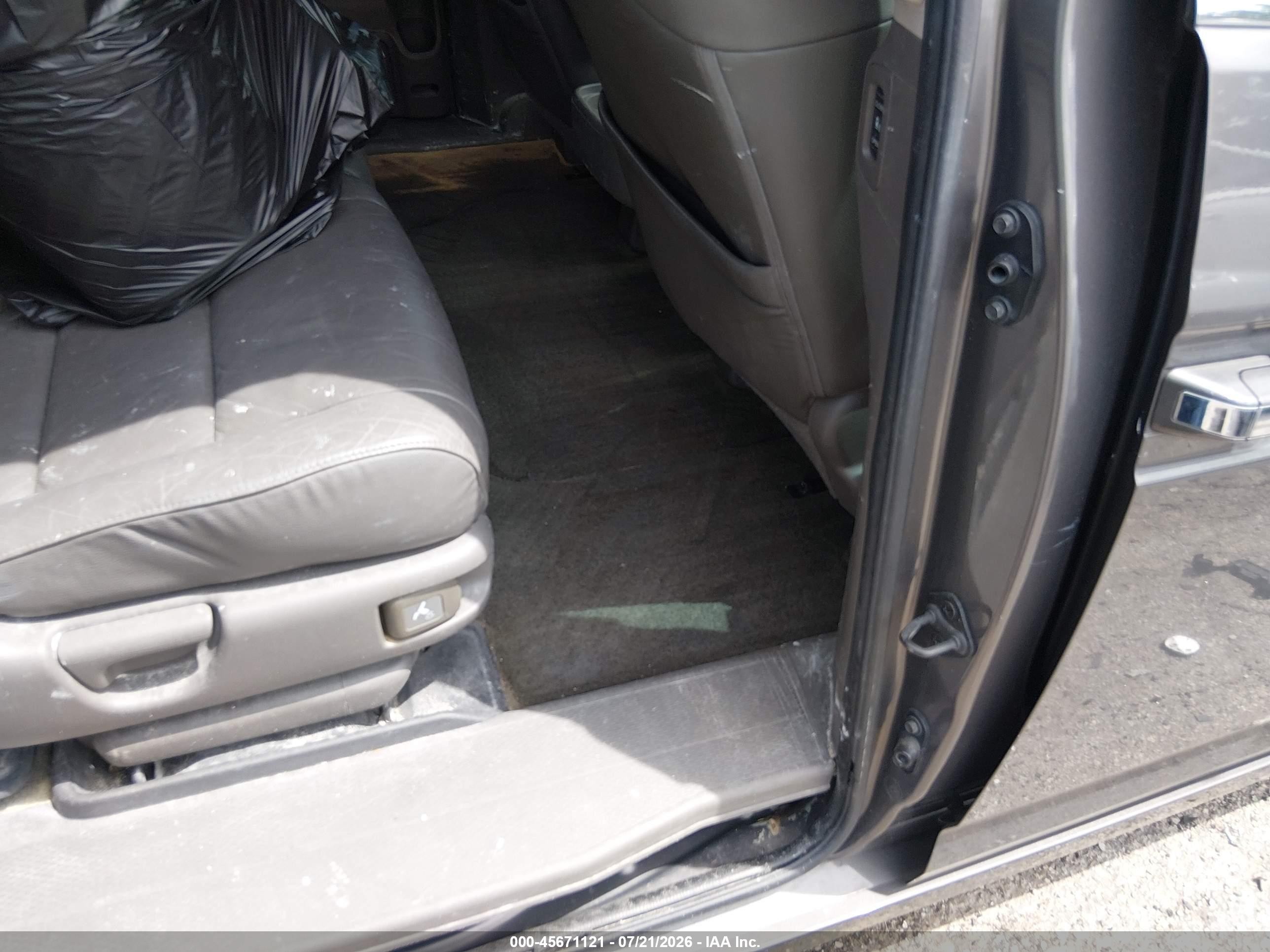 2013 Honda Odyssey Touring/touring Elite Gray vin: 5FNRL5H90DB013272