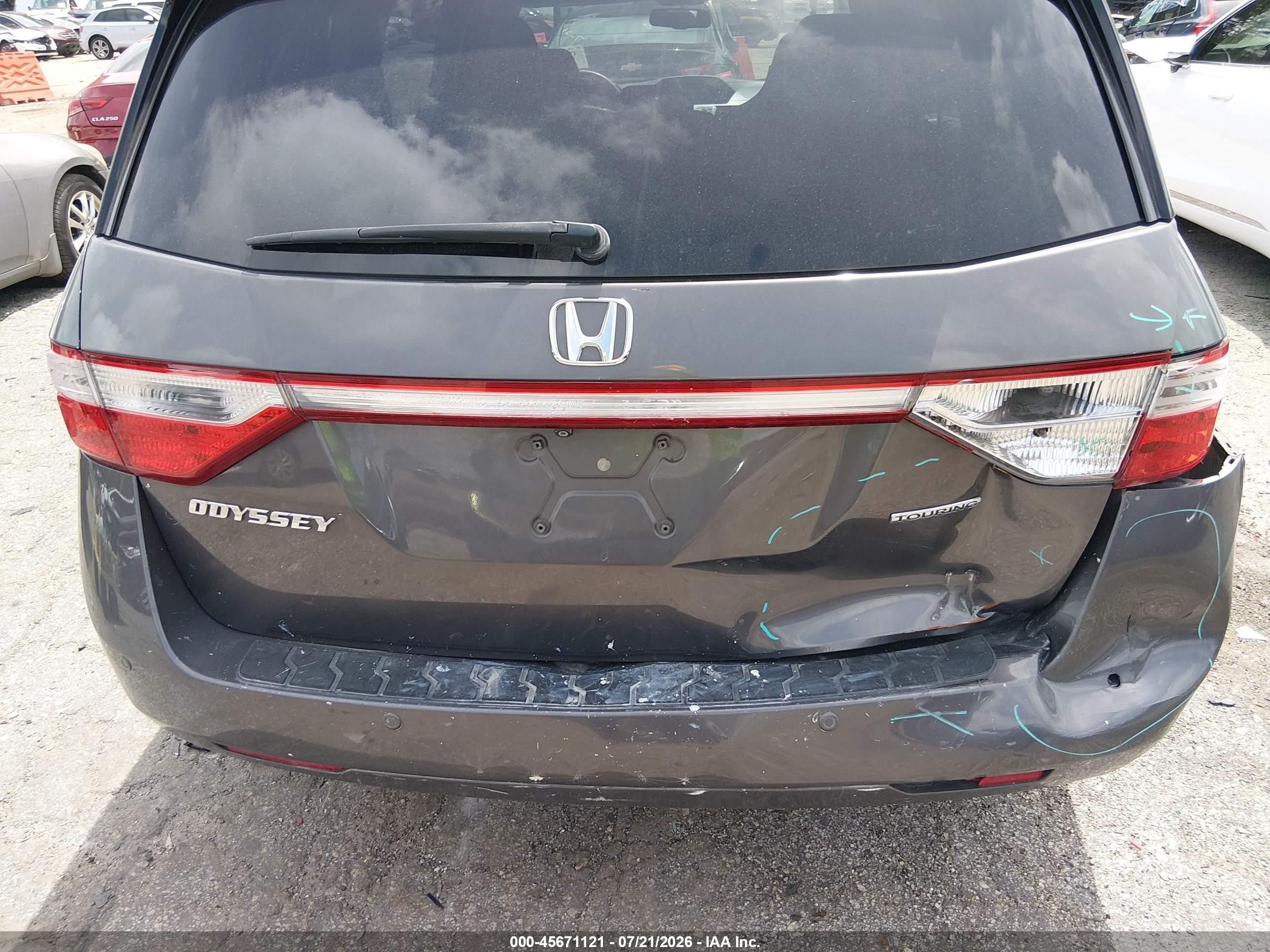2013 Honda Odyssey Touring/touring Elite Gray vin: 5FNRL5H90DB013272