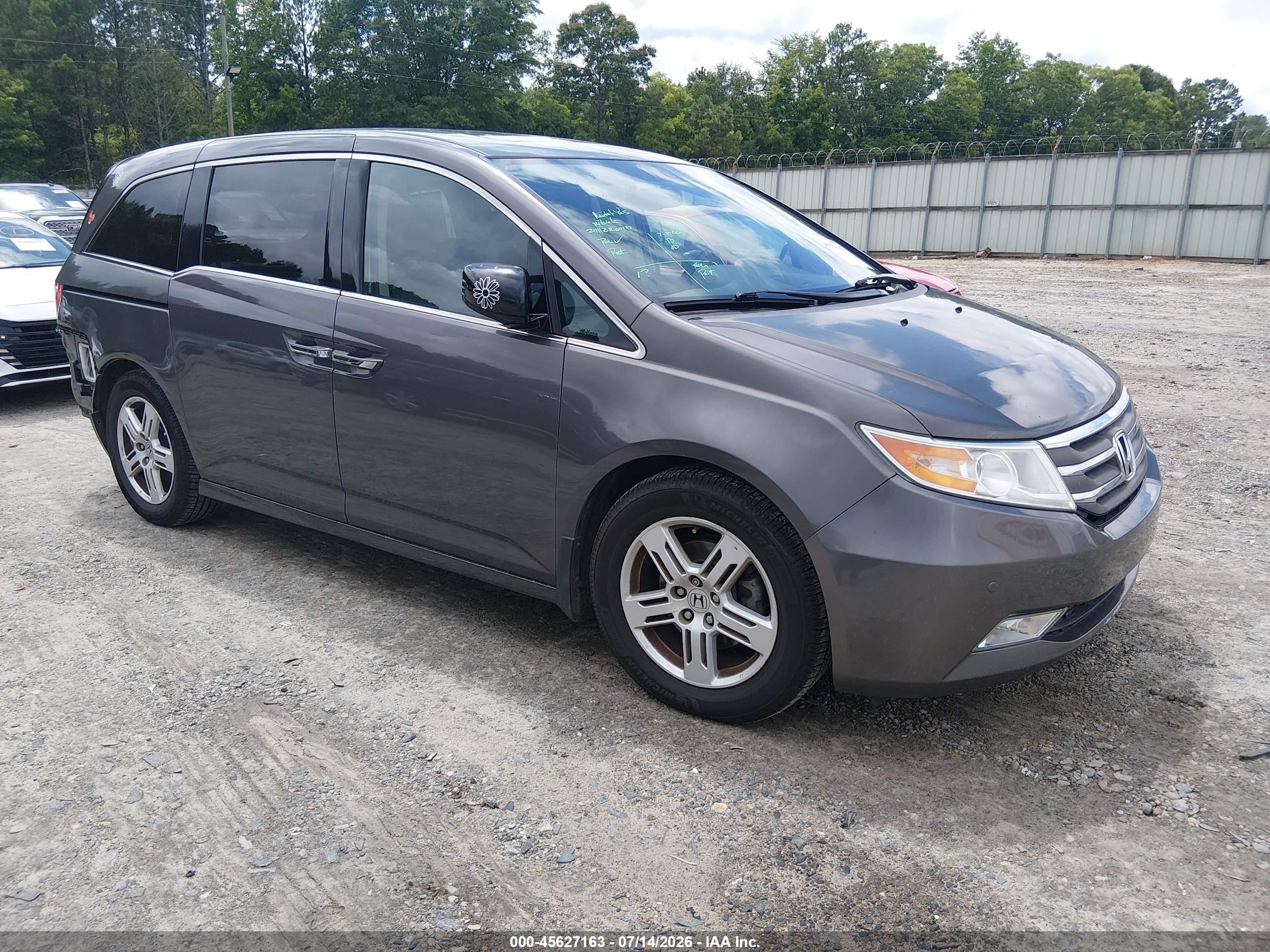 2013 Honda Odyssey Touring/touring Elite Gray vin: 5FNRL5H90DB050189