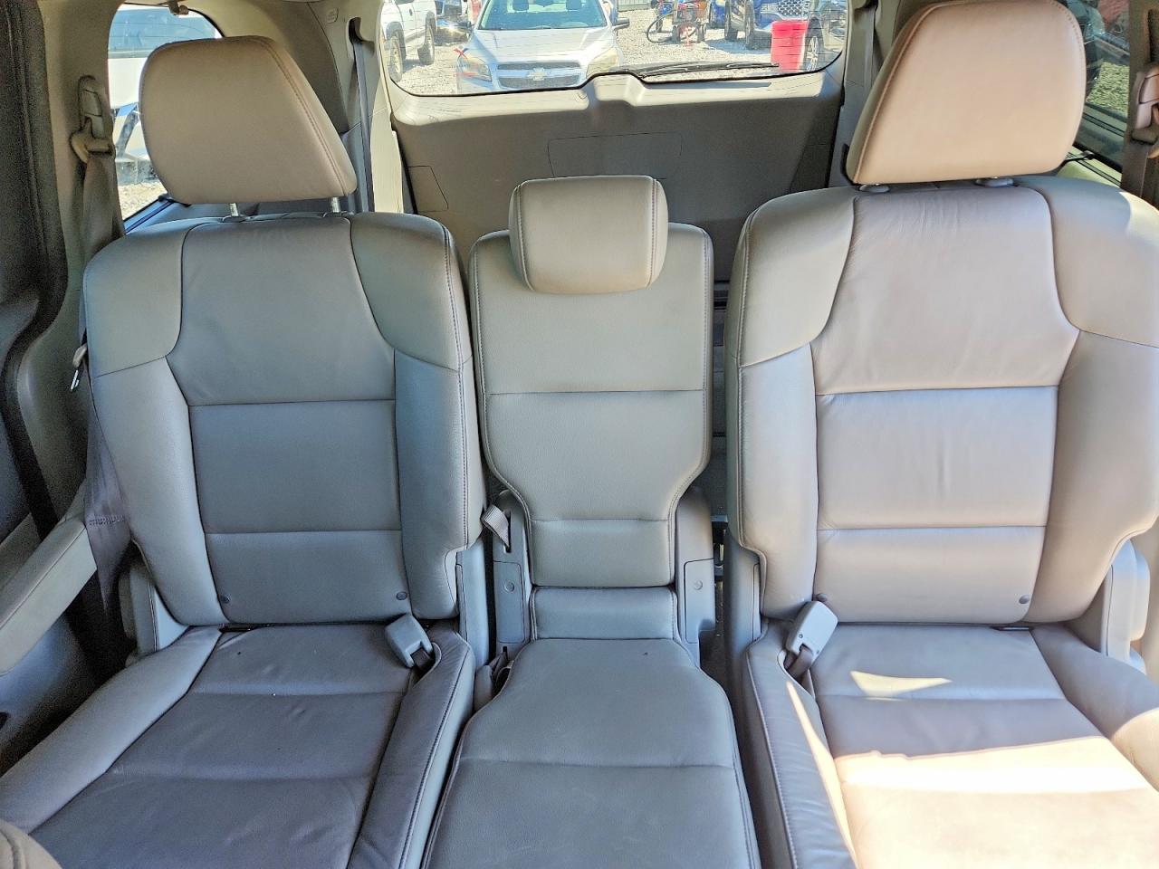 2013 Honda Odyssey Touring Gray vin: 5FNRL5H90DB056073