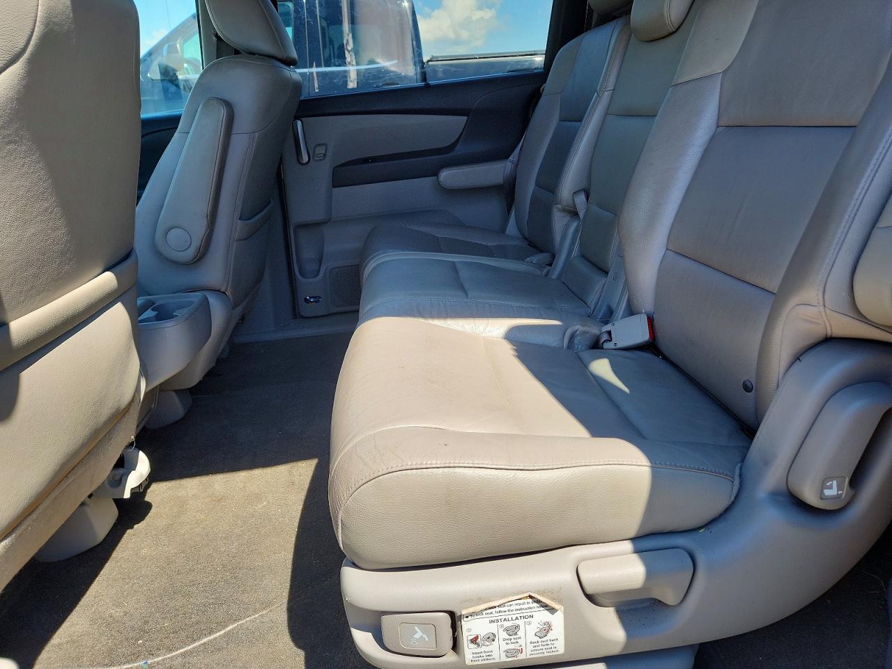 2013 Honda Odyssey Touring Gray vin: 5FNRL5H90DB056073