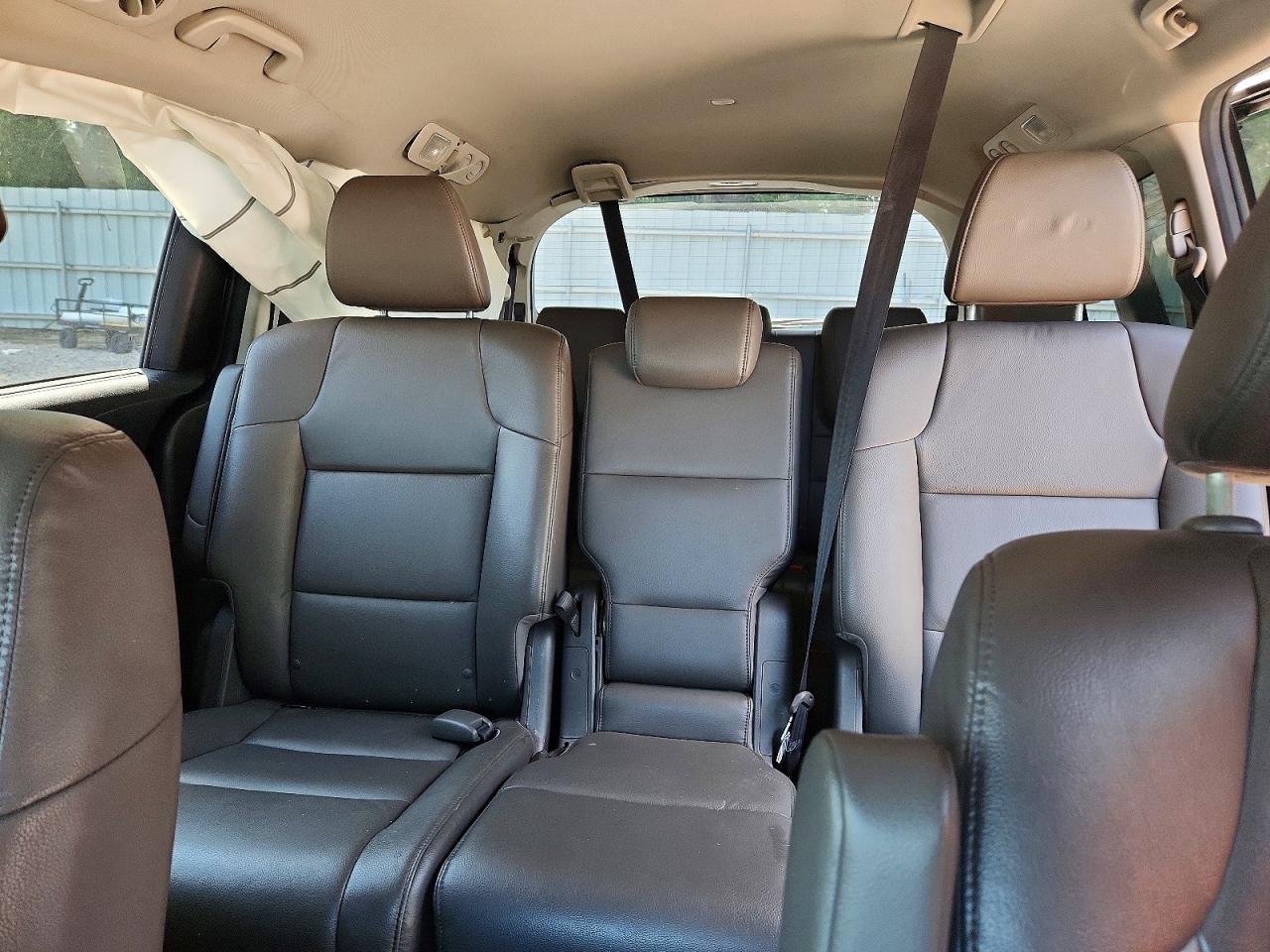 2013 Honda Odyssey Touring Белый vin: 5FNRL5H90DB083709