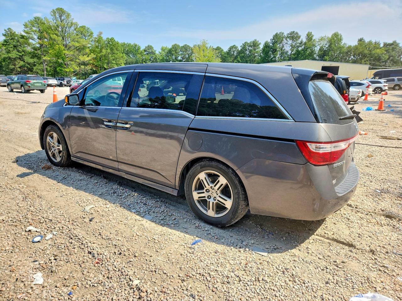 2013 Honda Odyssey Touring Белый vin: 5FNRL5H90DB083709