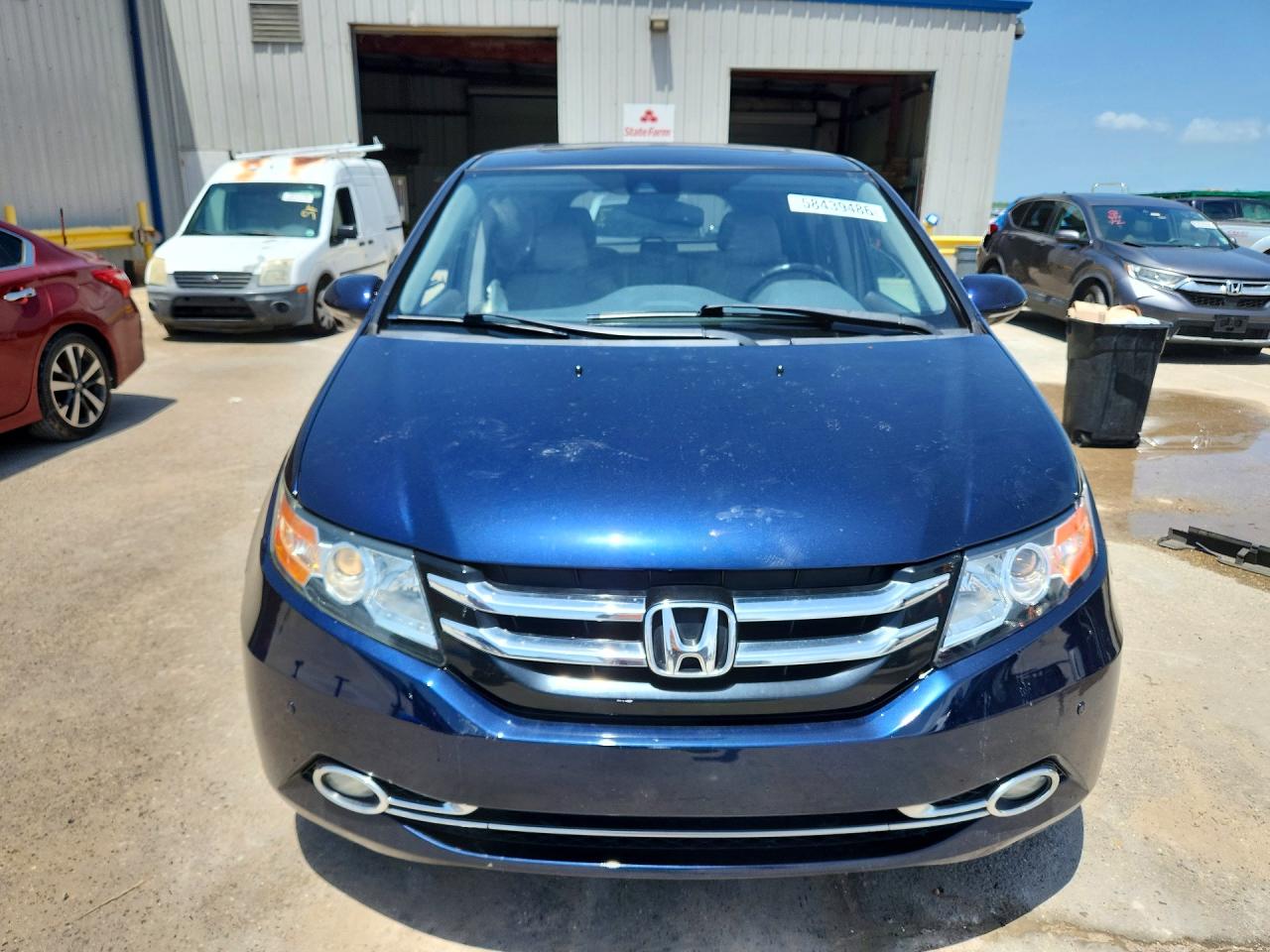 2014 Honda Odyssey Touring Blue vin: 5FNRL5H90EB006260