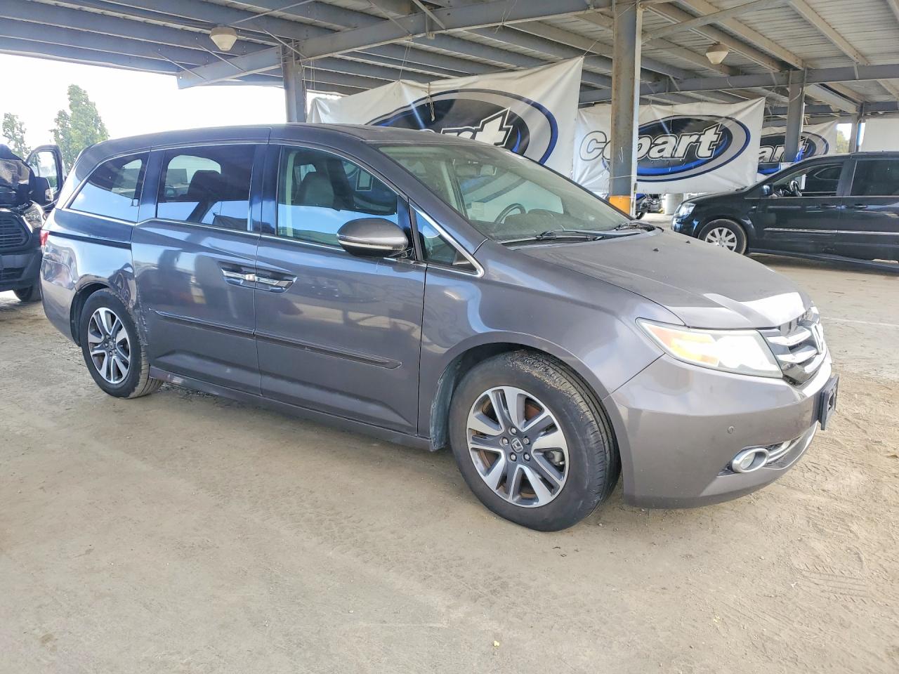 2014 Honda Odyssey Touring Gray vin: 5FNRL5H90EB010888