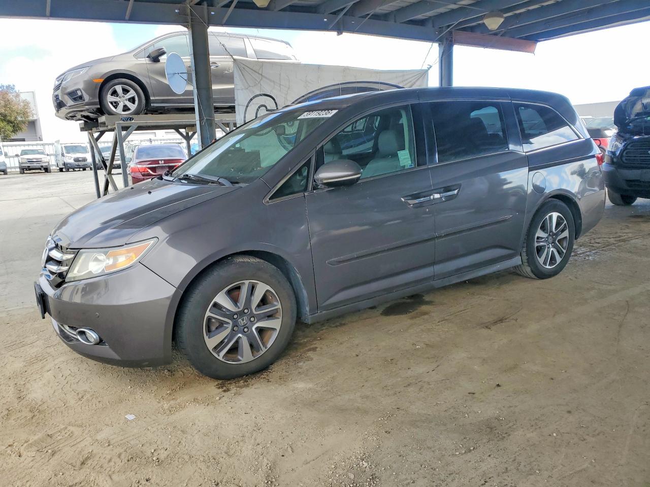2014 Honda Odyssey Touring Gray vin: 5FNRL5H90EB010888
