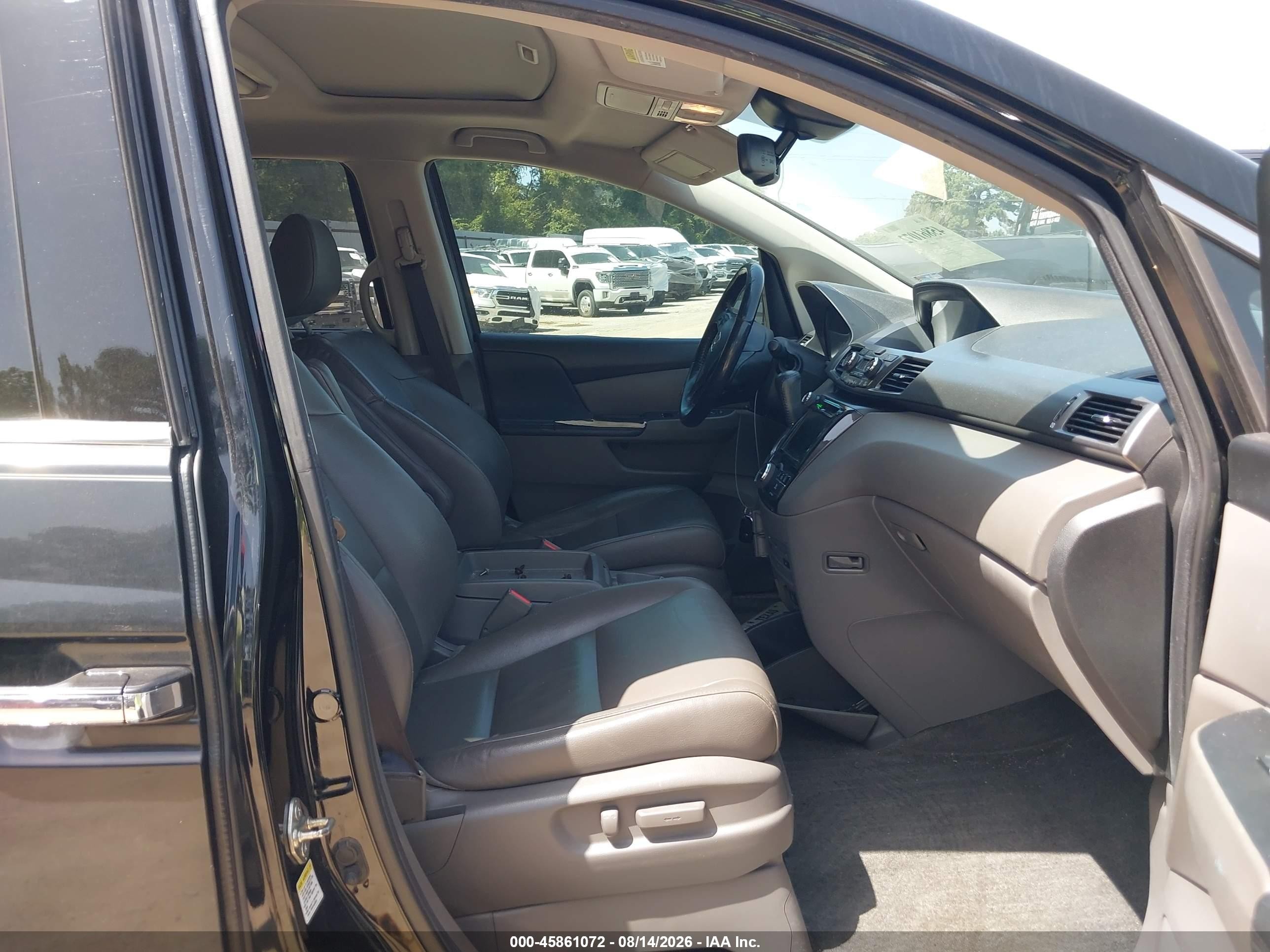 2014 Honda Odyssey Touring/touring Elite Black vin: 5FNRL5H90EB015184