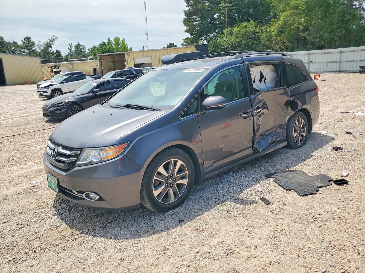 2014 Honda Odyssey Touring Silver vin: 5FNRL5H90EB032826