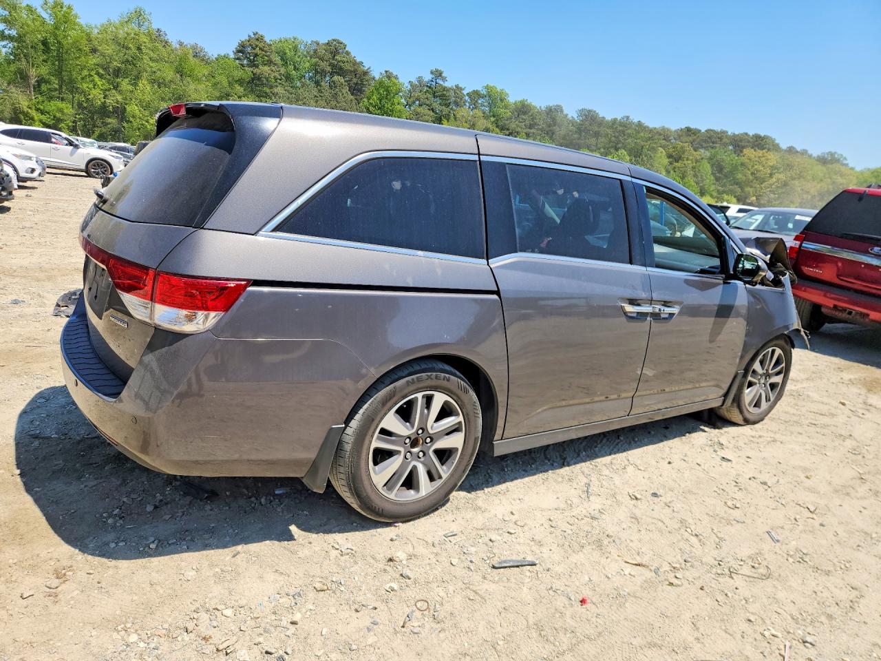 2014 Honda Odyssey Touring Gray vin: 5FNRL5H90EB070122