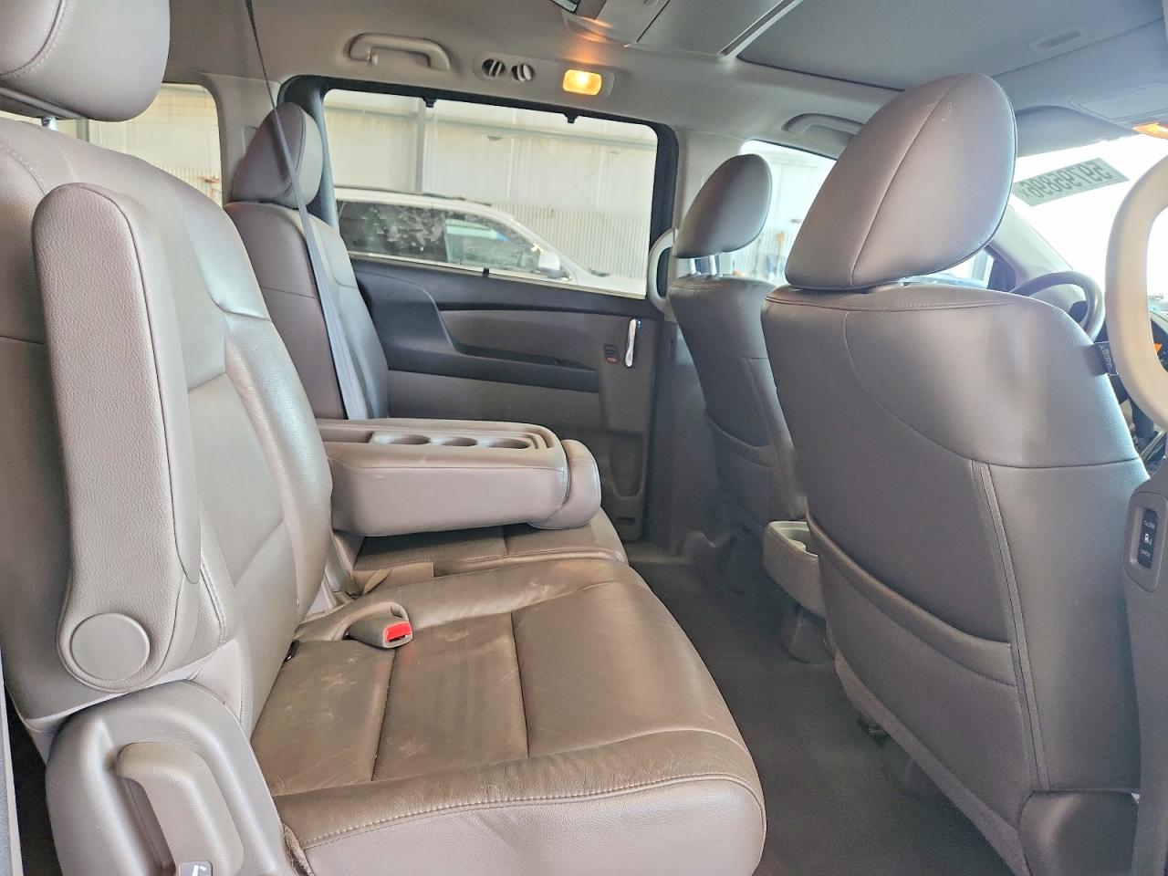 2014 Honda Odyssey Touring Black vin: 5FNRL5H90EB079516
