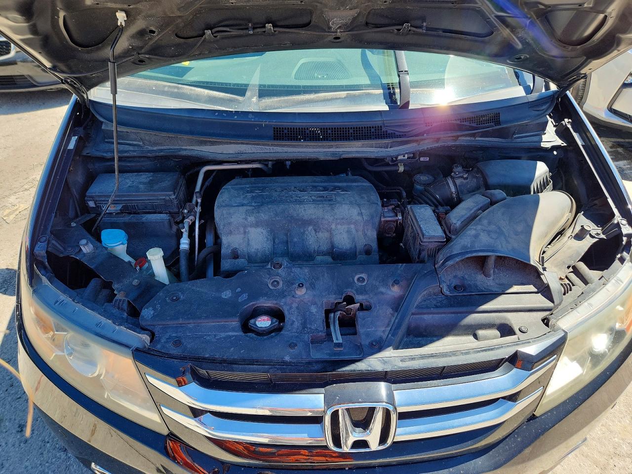 2014 Honda Odyssey Black vin: 5FNRL5H90EB081847