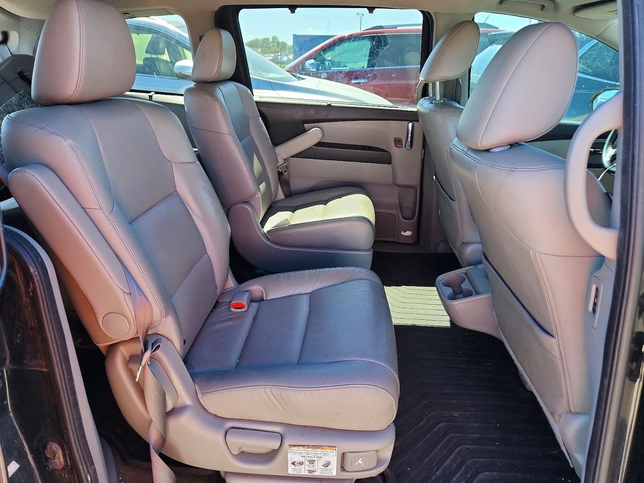 2014 Honda Odyssey Black vin: 5FNRL5H90EB081847