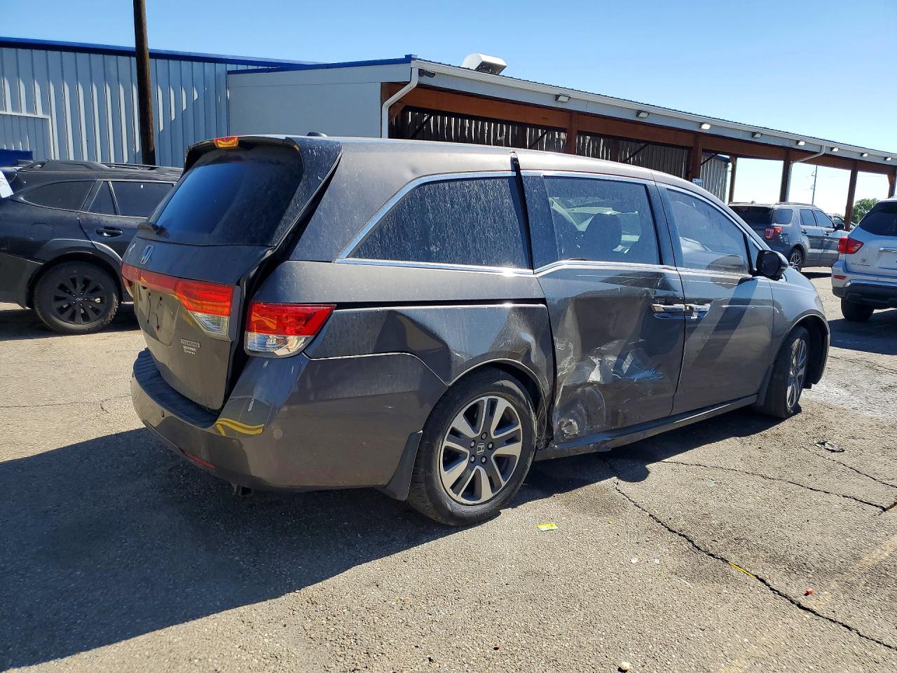 2015 Honda Odyssey Touring Gray vin: 5FNRL5H90FB023822