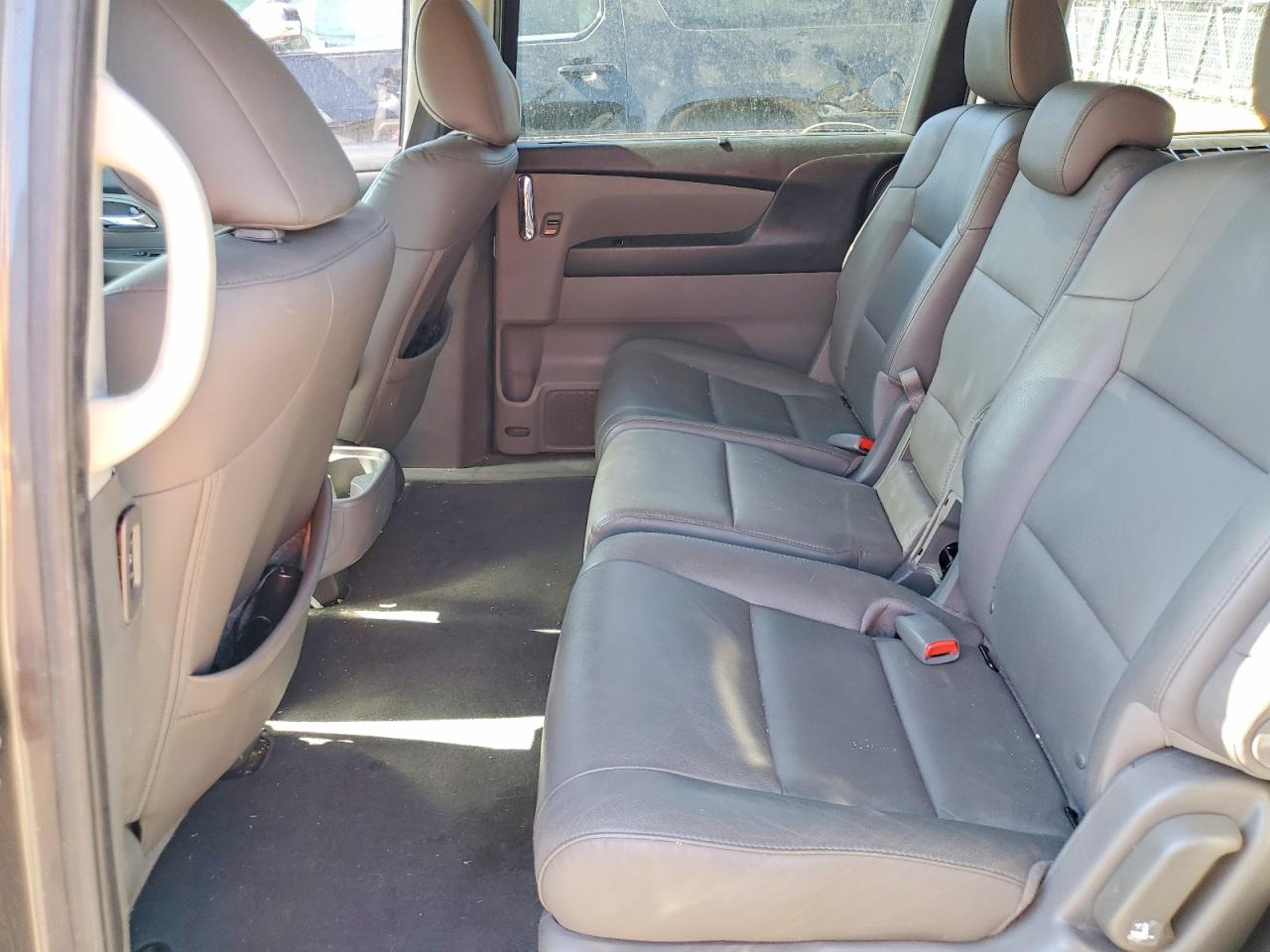 2015 Honda Odyssey Touring Gray vin: 5FNRL5H90FB023822