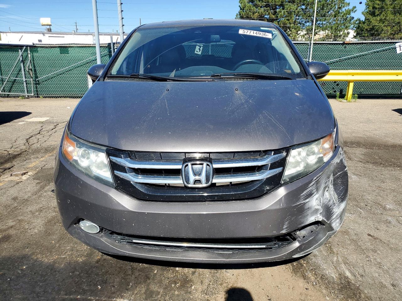 2015 Honda Odyssey Touring Gray vin: 5FNRL5H90FB023822
