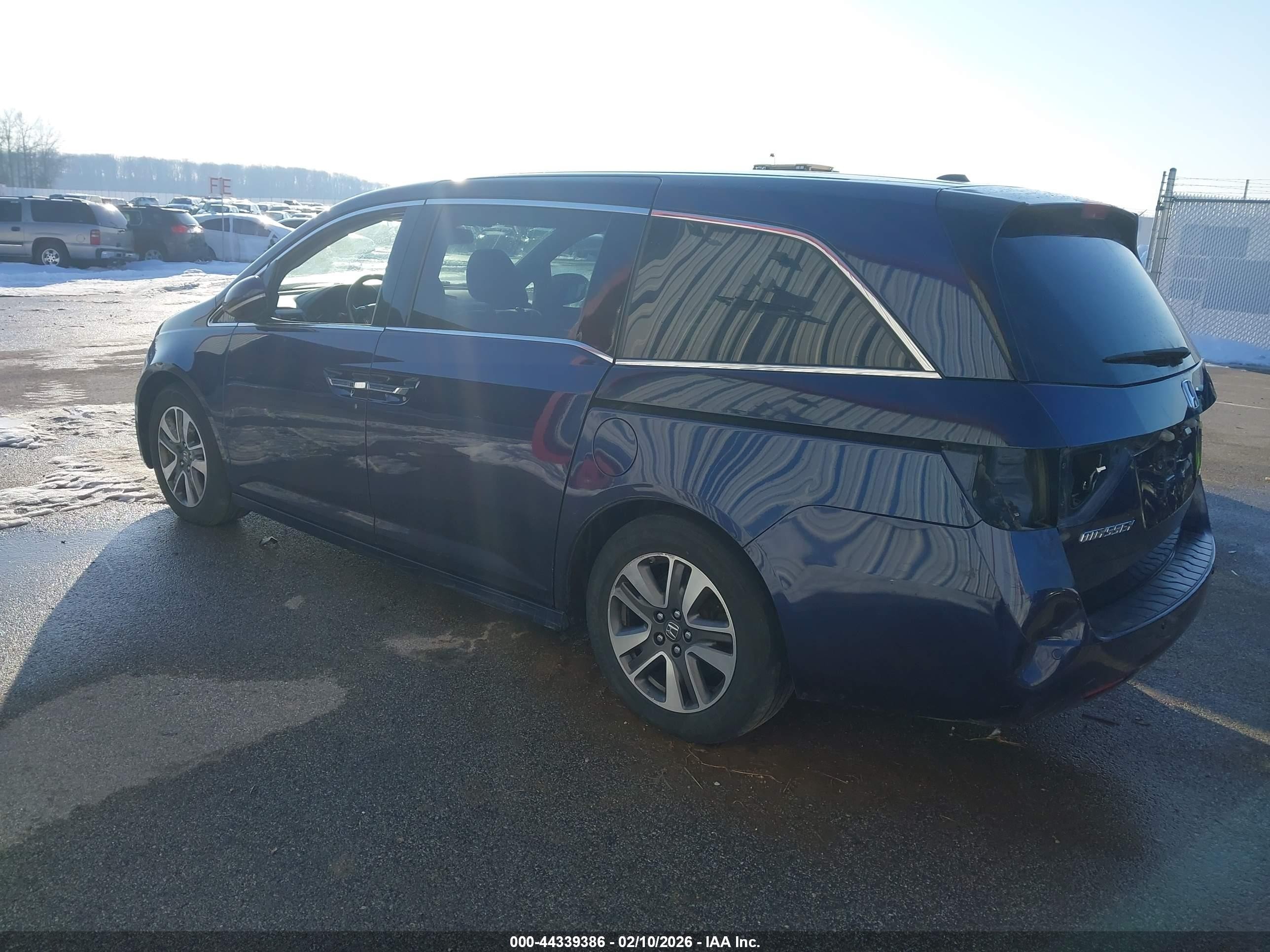 2015 Honda Odyssey Touring/touring Elite Blue vin: 5FNRL5H90FB048445