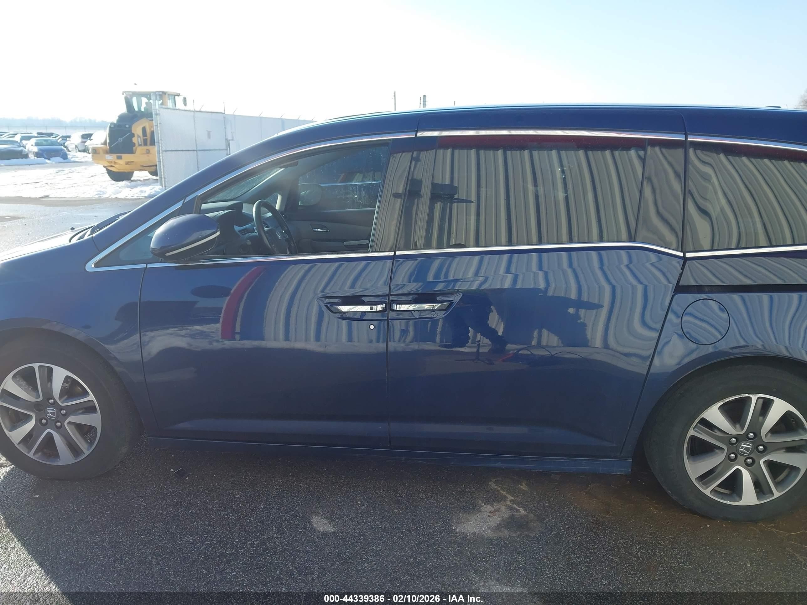 2015 Honda Odyssey Touring/touring Elite Blue vin: 5FNRL5H90FB048445