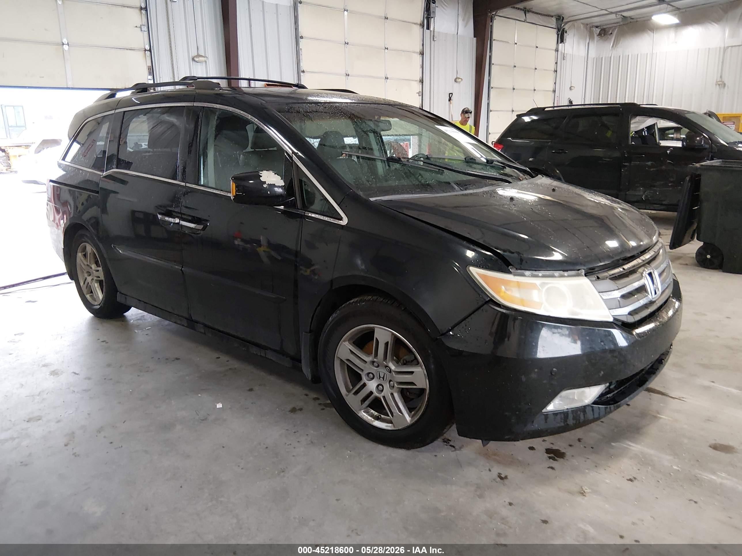 2011 Honda Odyssey Touring/touring Elite Black vin: 5FNRL5H91BB035052