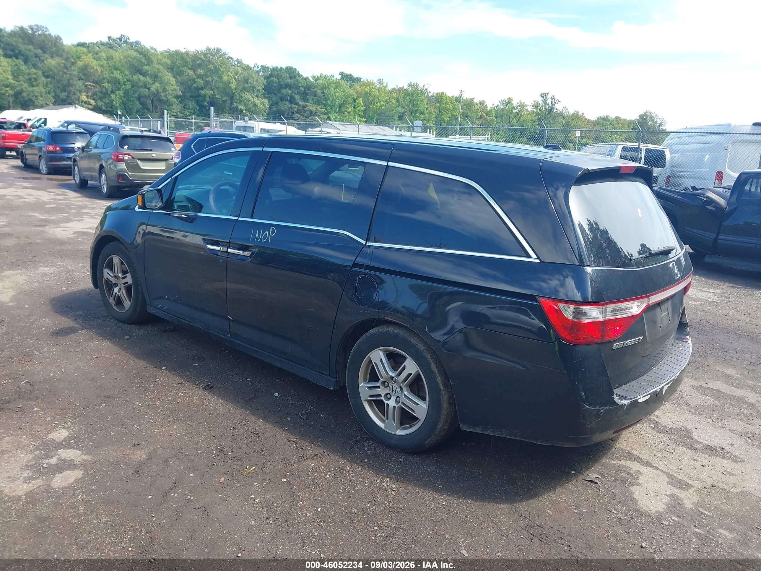 2011 Honda Odyssey Touring/touring Elite Black vin: 5FNRL5H91BB056614