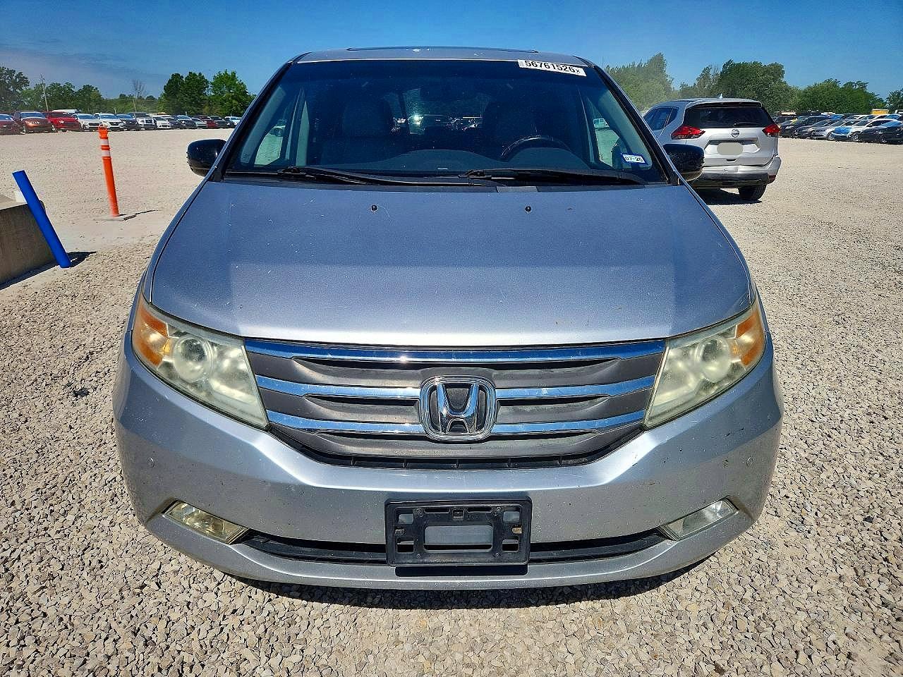 2011 Honda Odessey Silver vin: 5FNRL5H91BB068973
