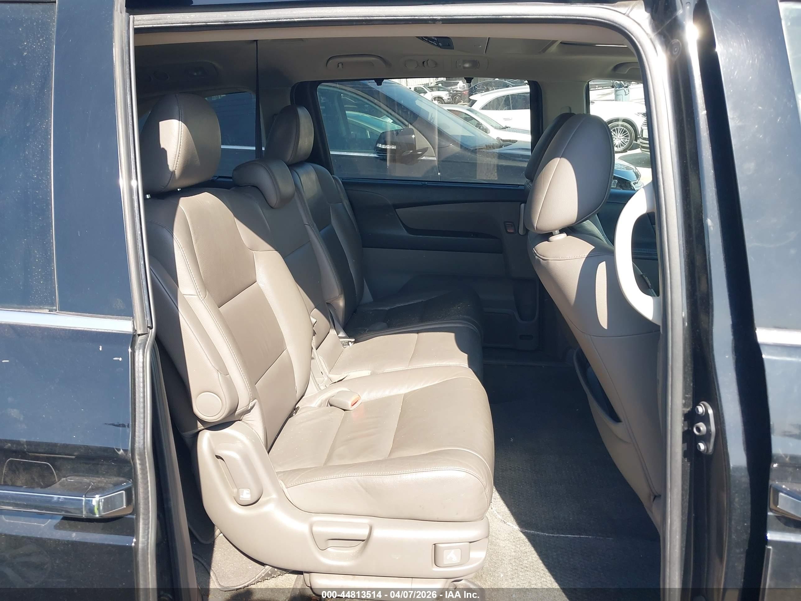 2011 Honda Odyssey Touring/touring Elite Black vin: 5FNRL5H91BB091556