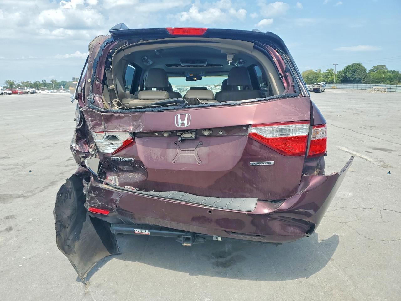 2012 Honda Odyssey Touring Burgundy vin: 5FNRL5H91CB040009