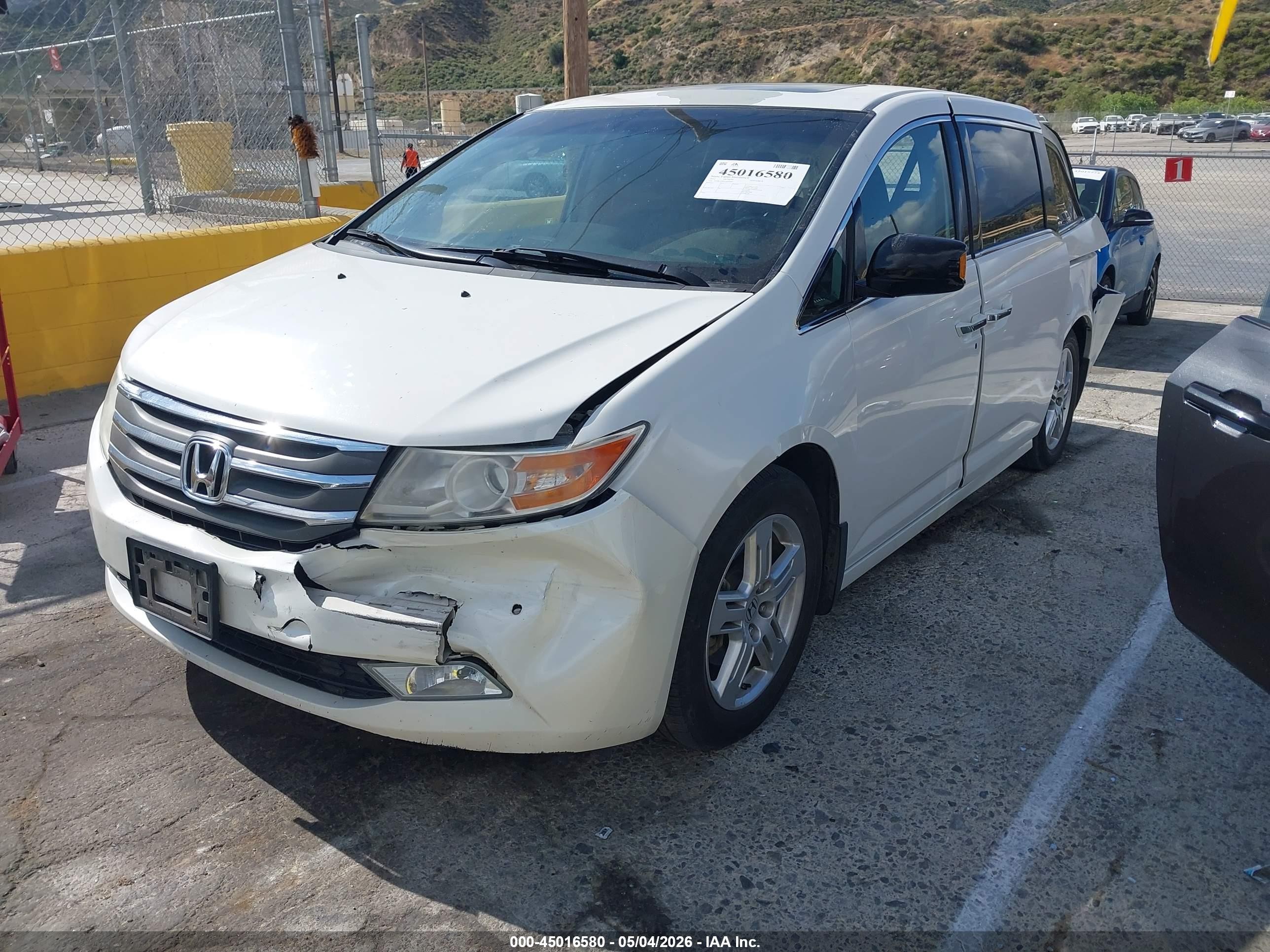 2012 Honda Odyssey Touring/touring Elite Белый vin: 5FNRL5H91CB079487