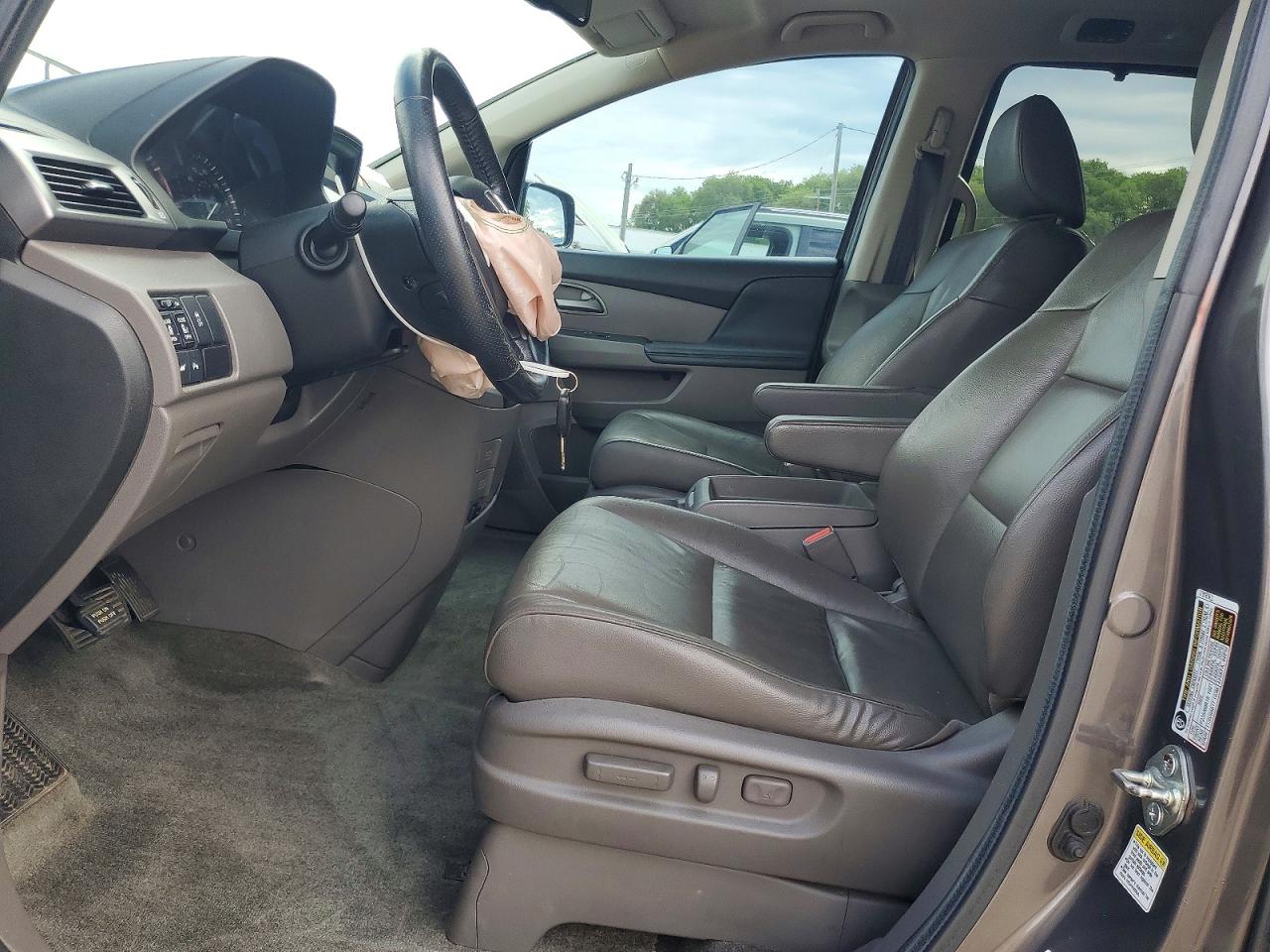 2013 Honda Odyssey Touring Gray vin: 5FNRL5H91DB011546