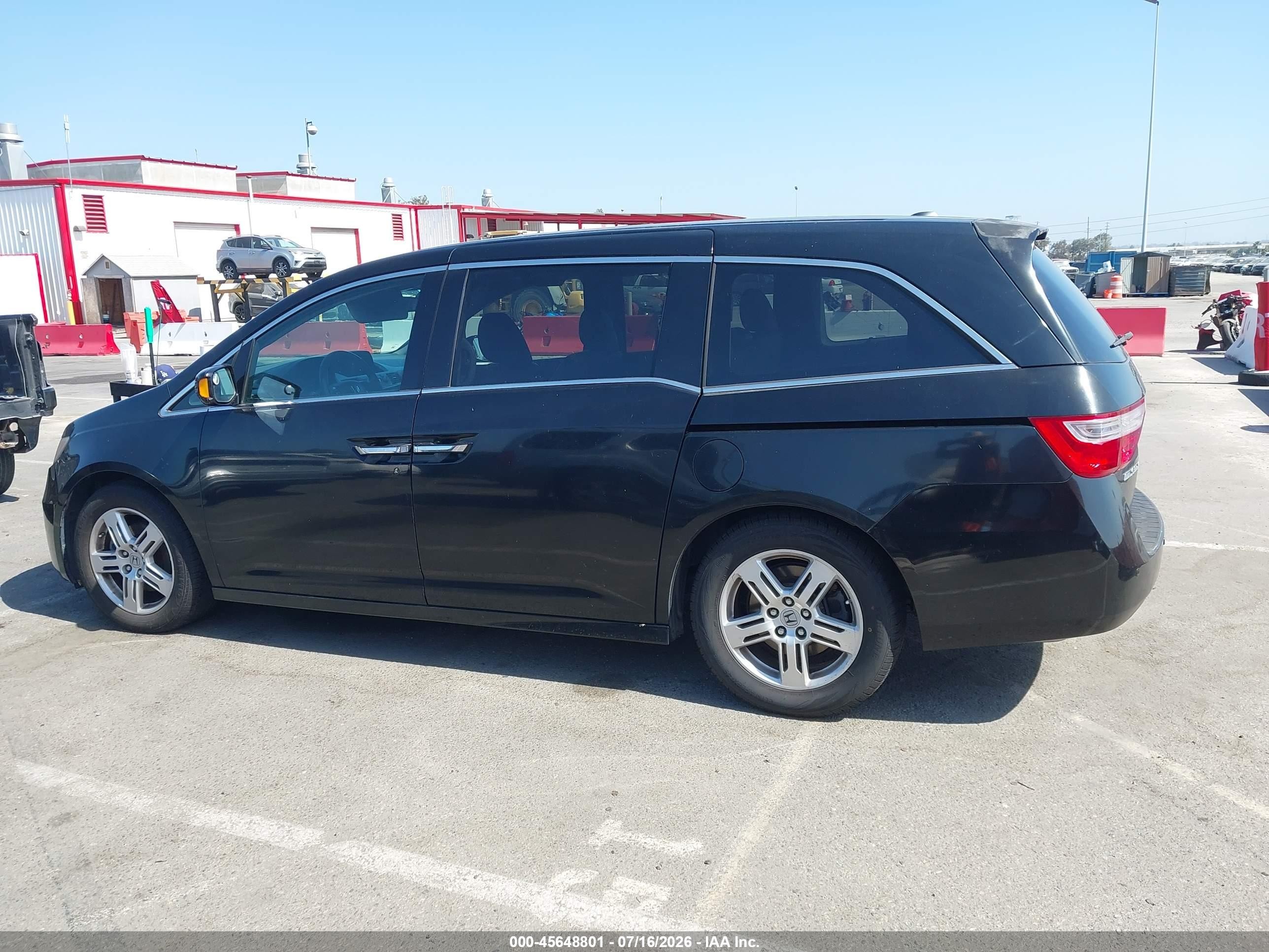 2013 Honda Odyssey Touring/touring Elite Black vin: 5FNRL5H91DB085565