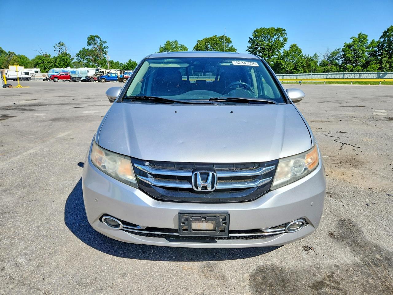 2014 Honda Odyssey Touring Silver vin: 5FNRL5H91EB040840