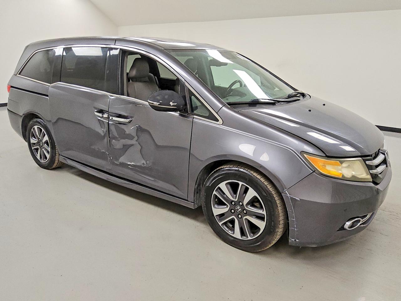2014 Honda Odyssey Touring Gray vin: 5FNRL5H91EB094879