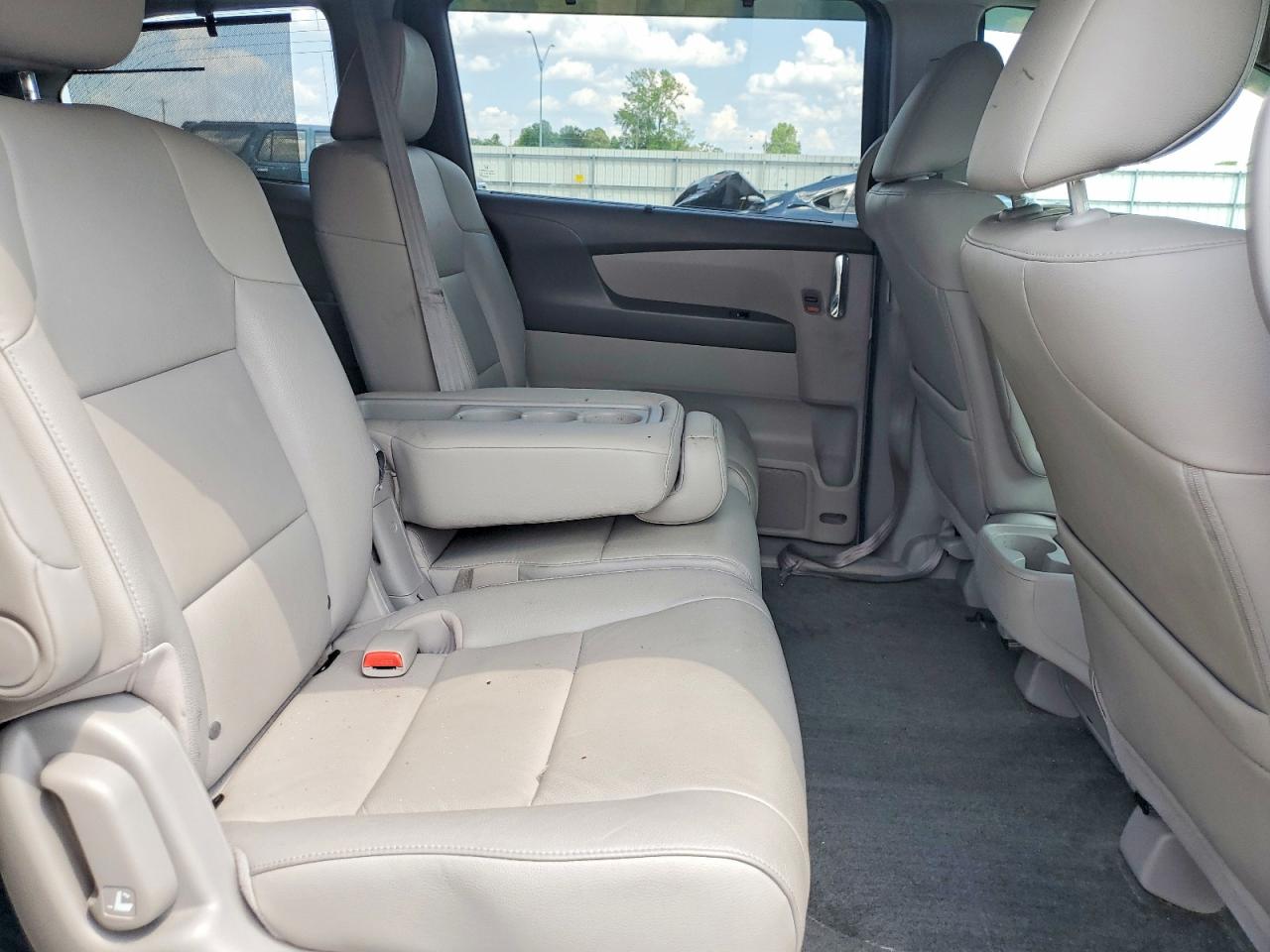 2014 Honda Odyssey Touring Blue vin: 5FNRL5H91EB095014