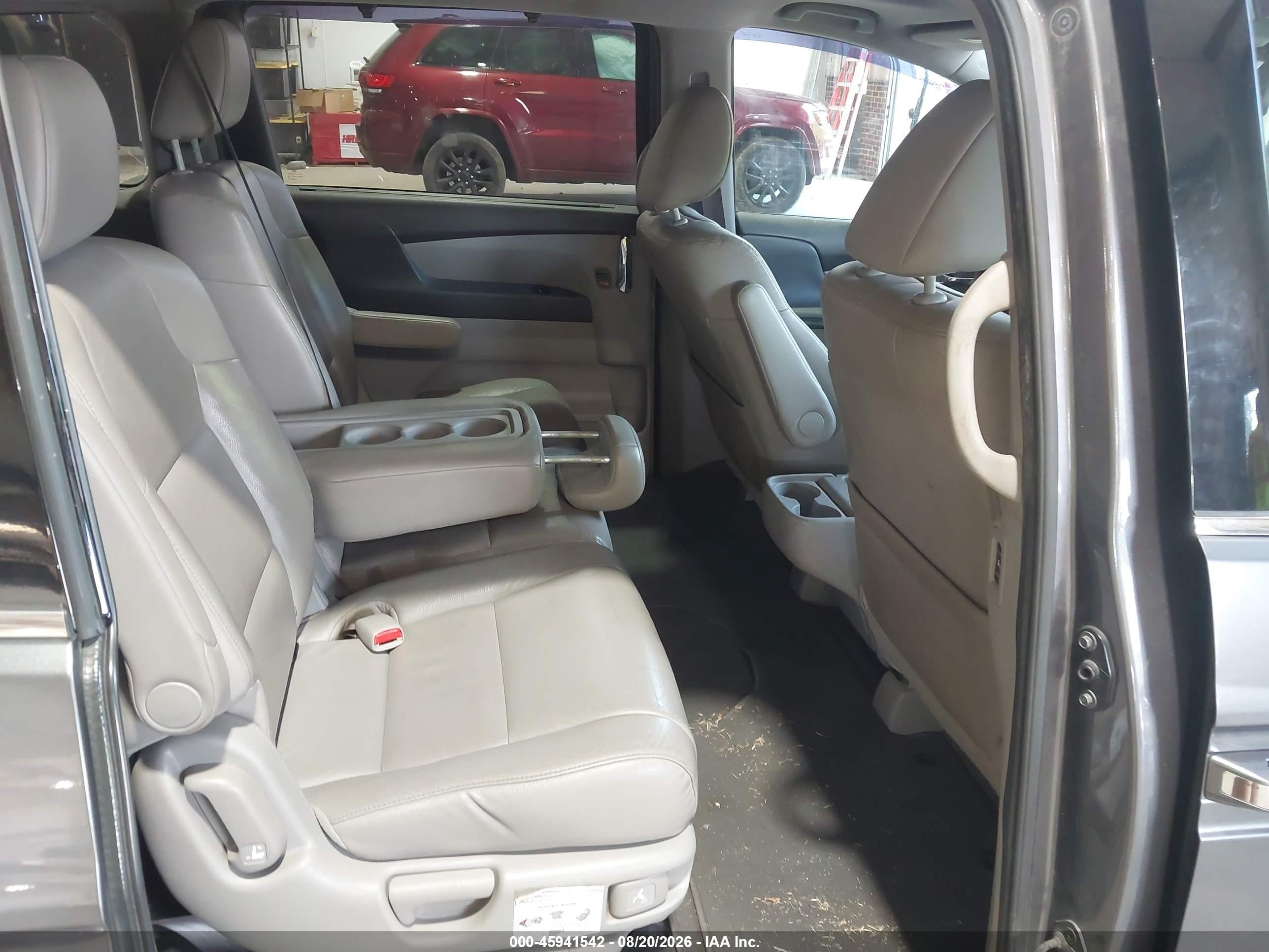 2014 Honda Odyssey Touring/touring Elite Gray vin: 5FNRL5H91EB136435