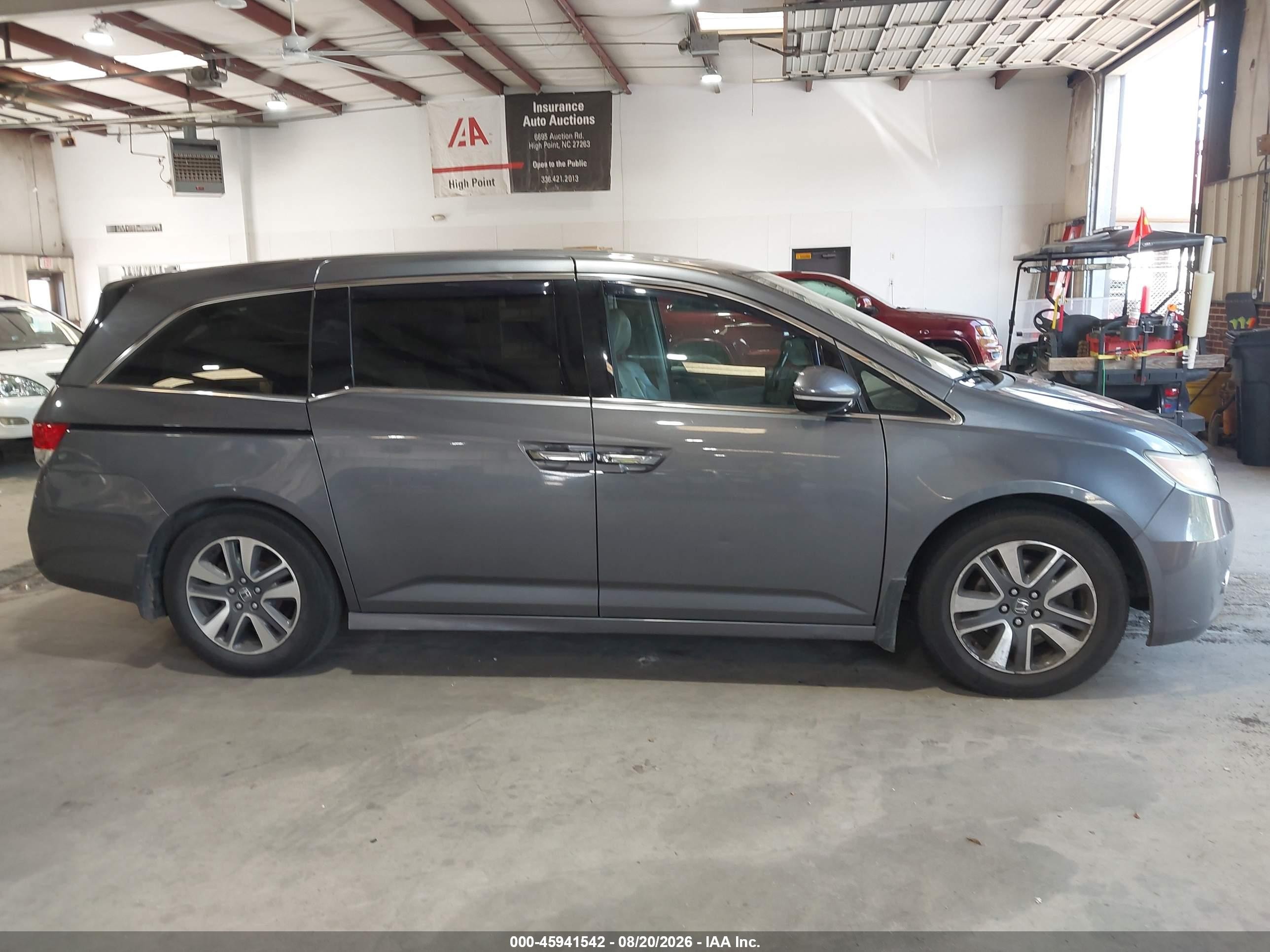 2014 Honda Odyssey Touring/touring Elite Gray vin: 5FNRL5H91EB136435