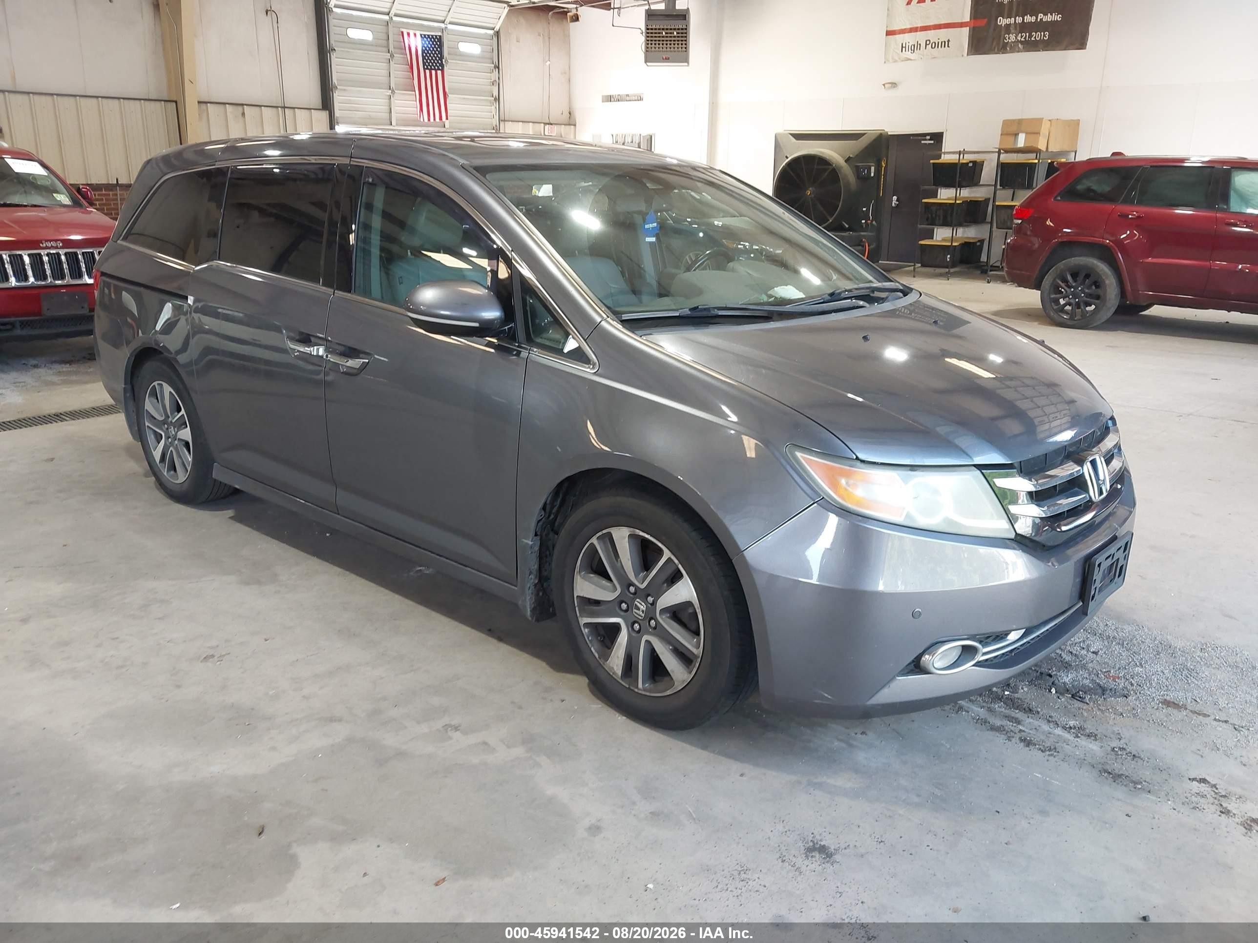 2014 Honda Odyssey Touring/touring Elite Gray vin: 5FNRL5H91EB136435