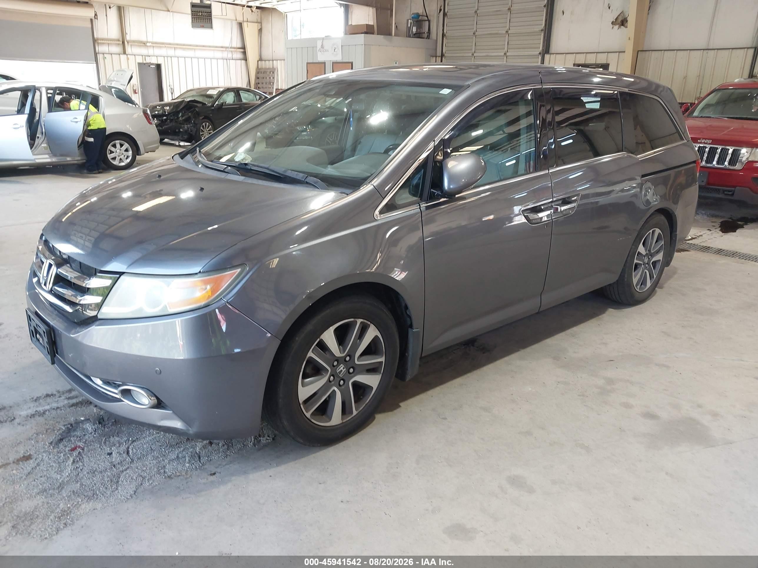 2014 Honda Odyssey Touring/touring Elite Gray vin: 5FNRL5H91EB136435