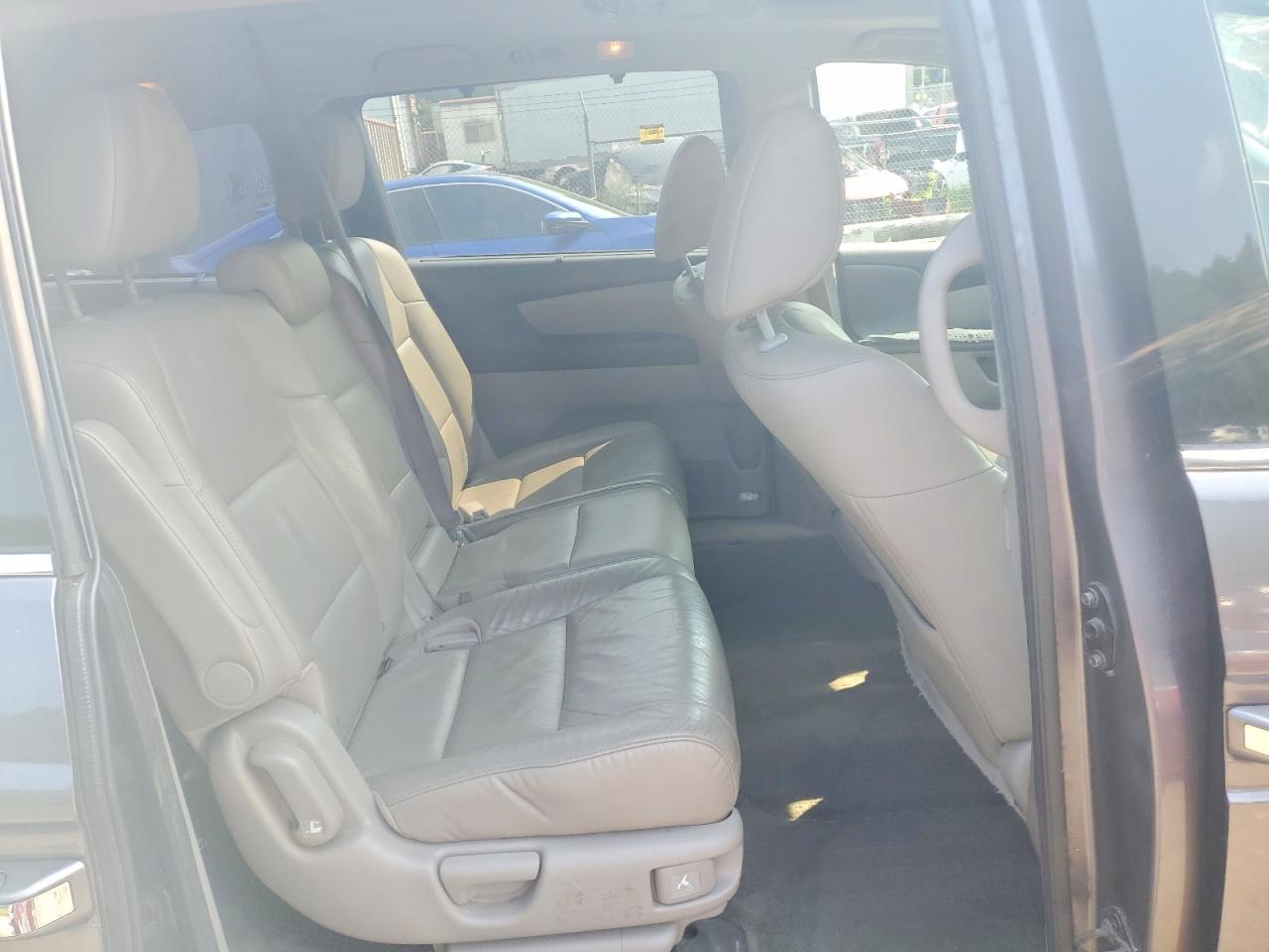 2015 Honda Odyssey Touring Gray vin: 5FNRL5H91FB039687