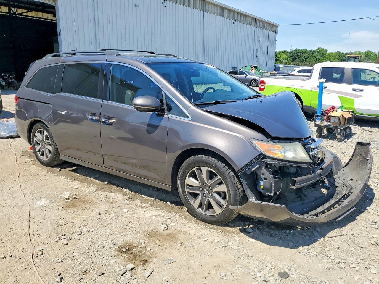 2015 Honda Odyssey Touring Gray vin: 5FNRL5H91FB062497