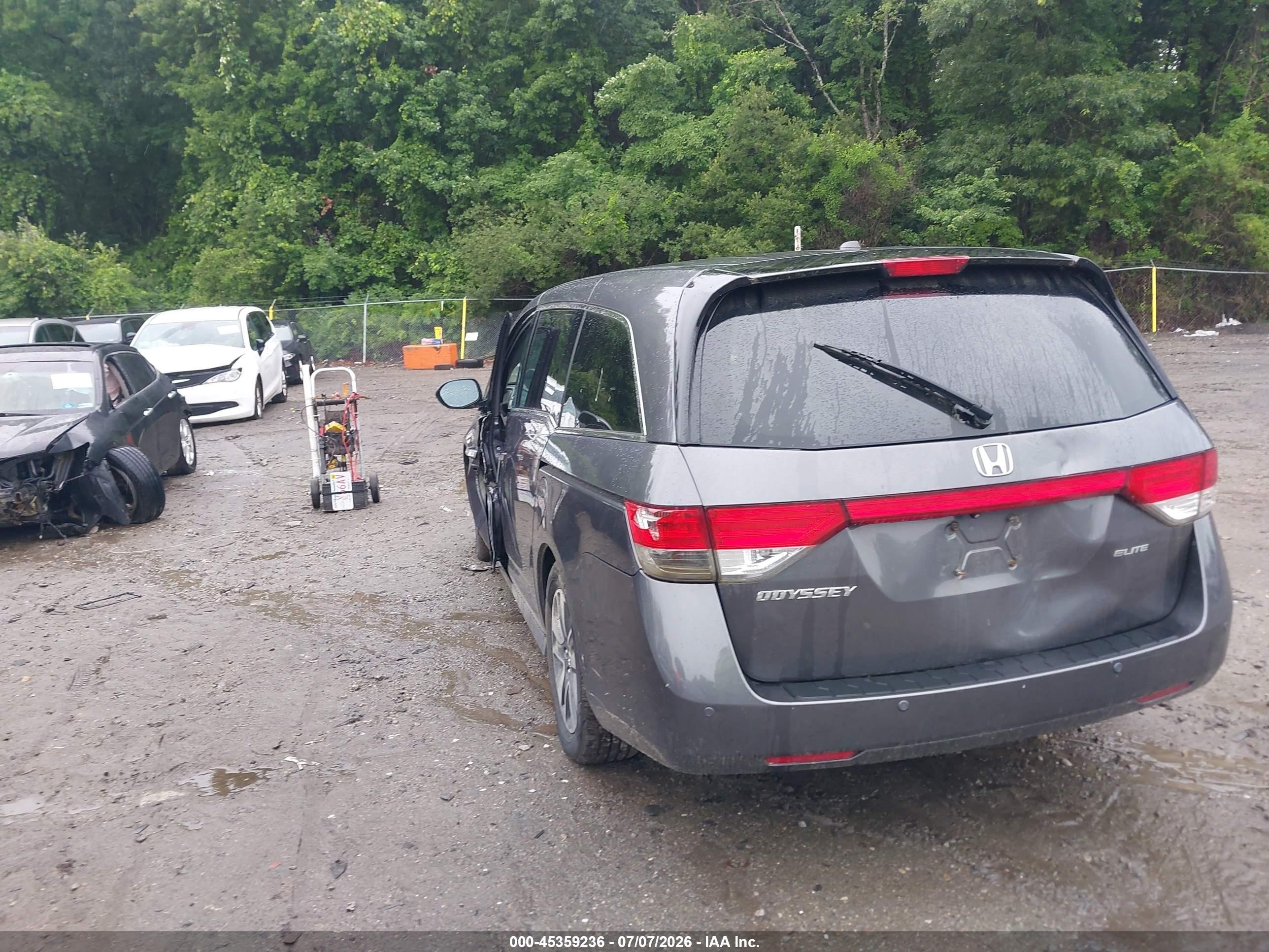2015 Honda Odyssey Touring/touring Elite Gray vin: 5FNRL5H91FB073791