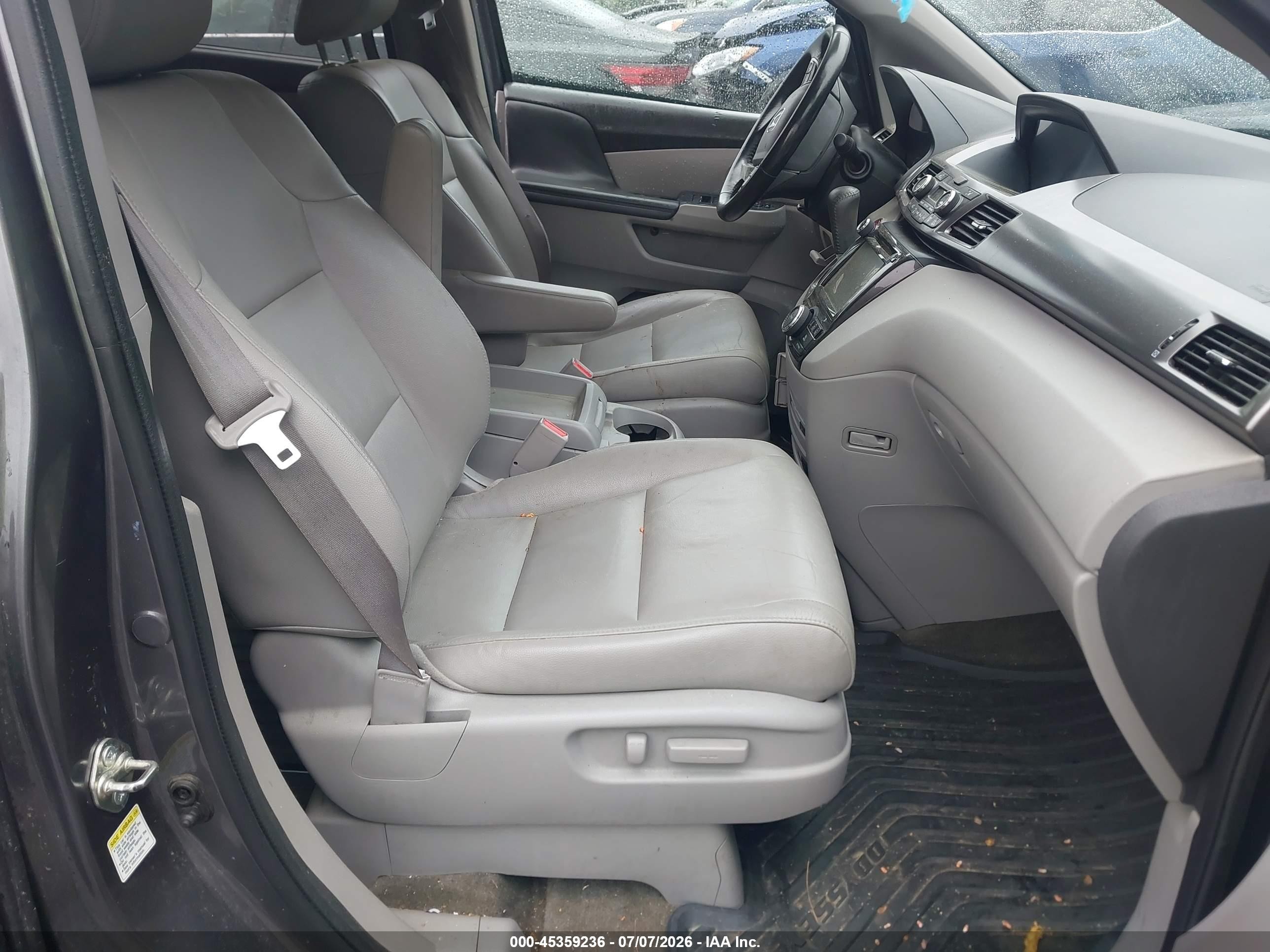 2015 Honda Odyssey Touring/touring Elite Gray vin: 5FNRL5H91FB073791