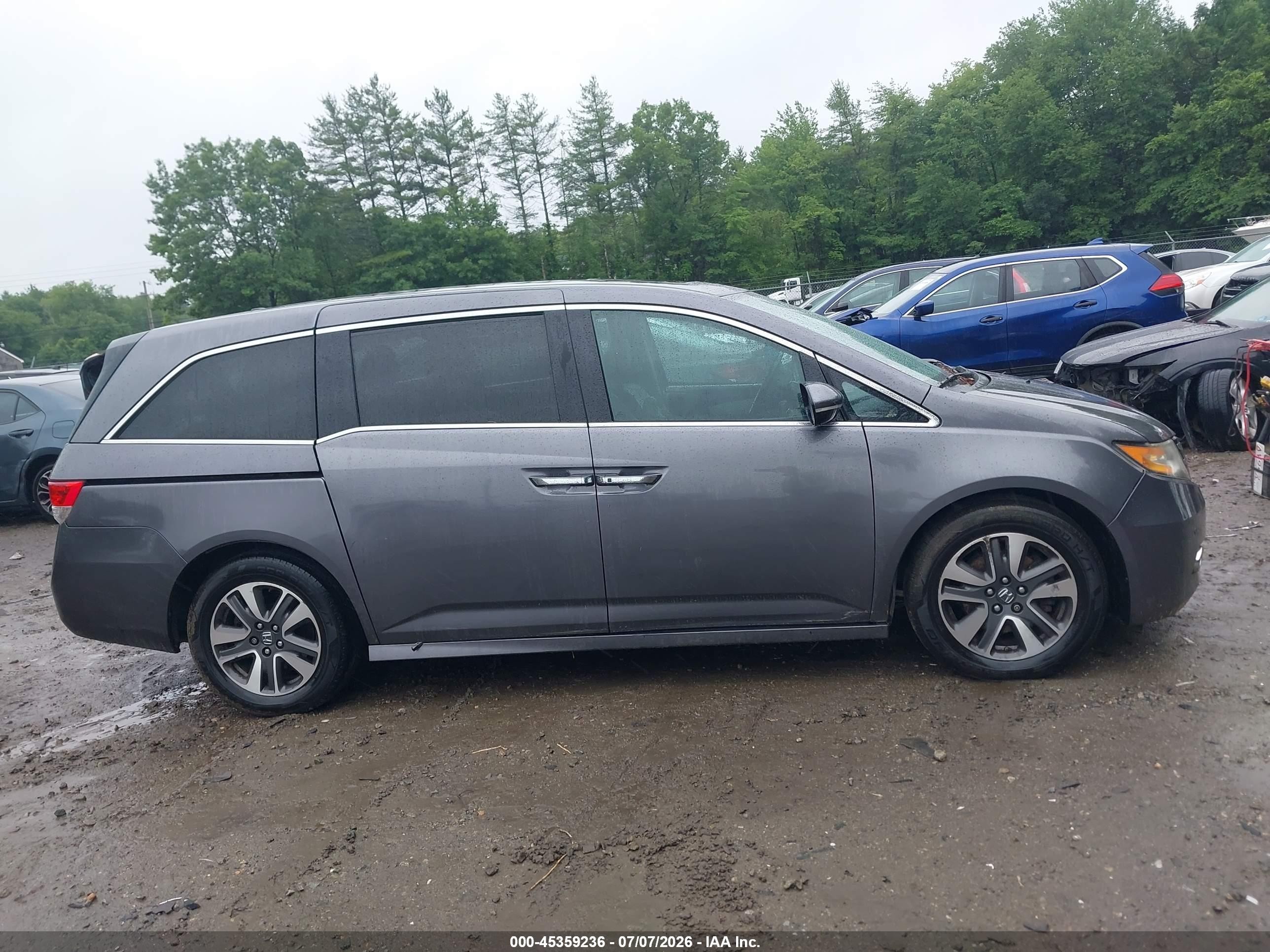 2015 Honda Odyssey Touring/touring Elite Gray vin: 5FNRL5H91FB073791