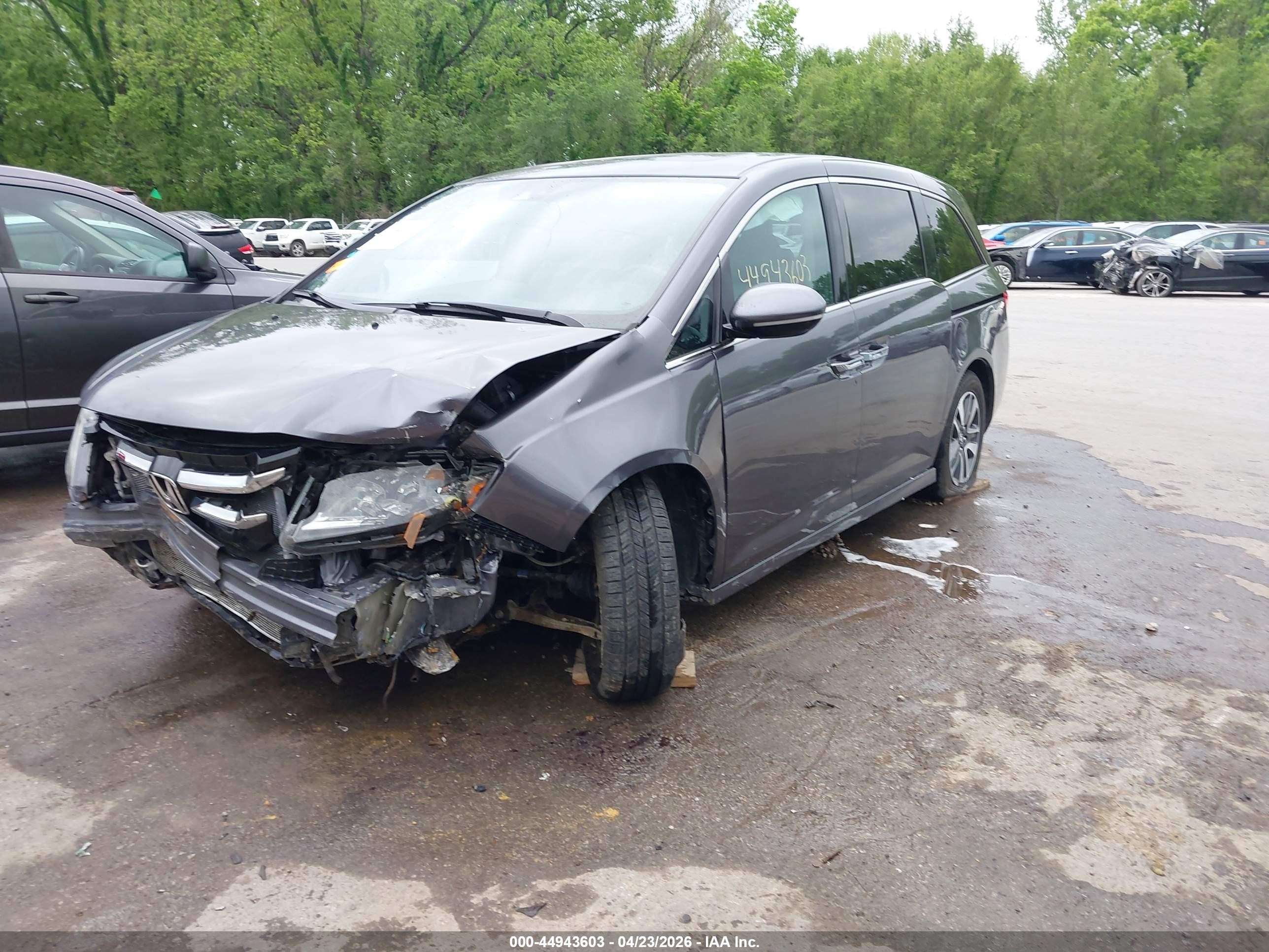 2015 Honda Odyssey Touring/touring Elite Gray vin: 5FNRL5H91FB077405