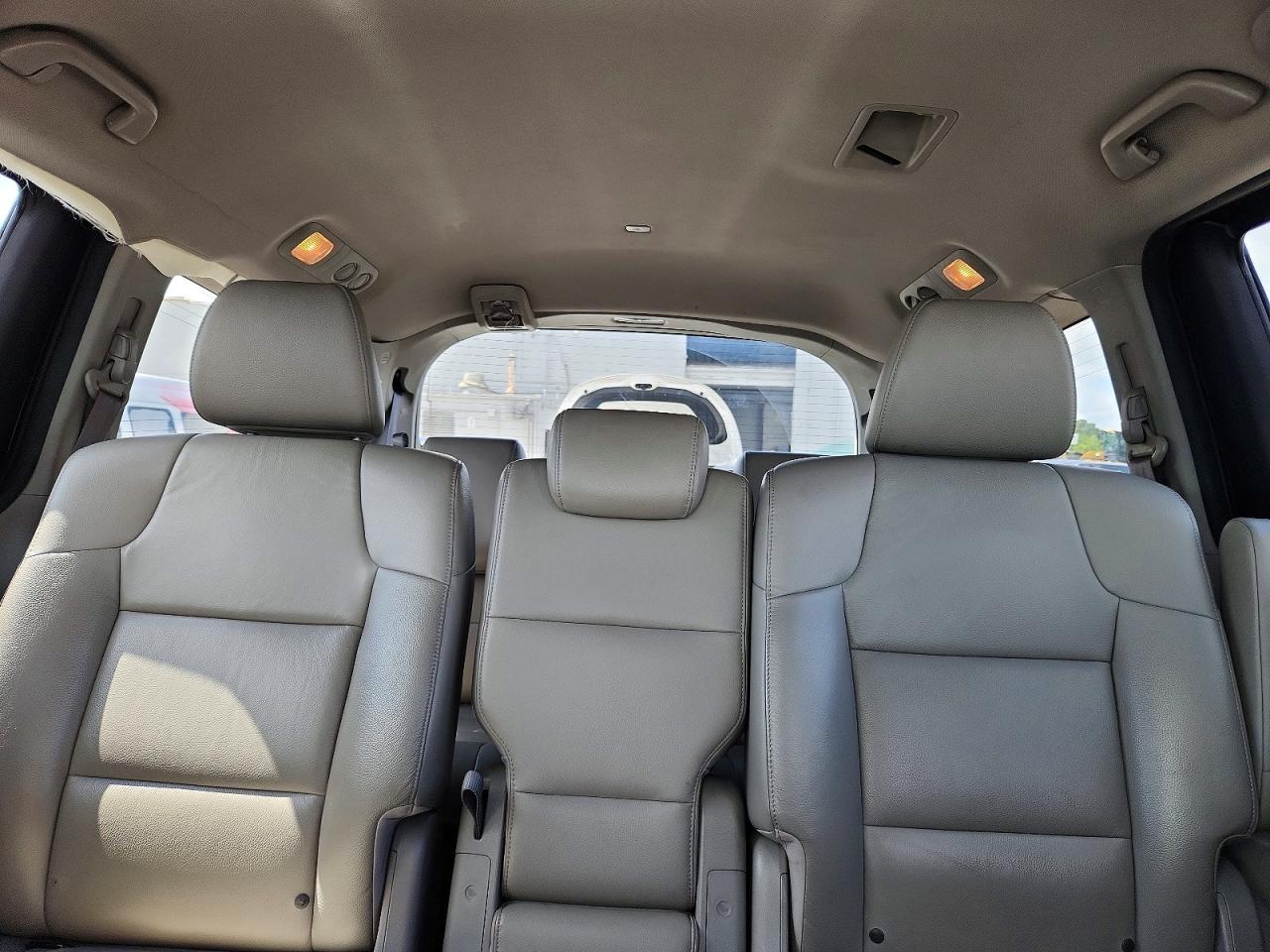 2015 Honda Odyssey Touring Gray vin: 5FNRL5H91FB078814