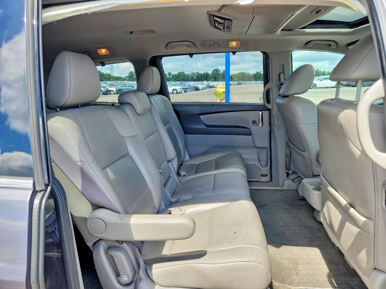 2015 Honda Odyssey Touring Gray vin: 5FNRL5H91FB078814